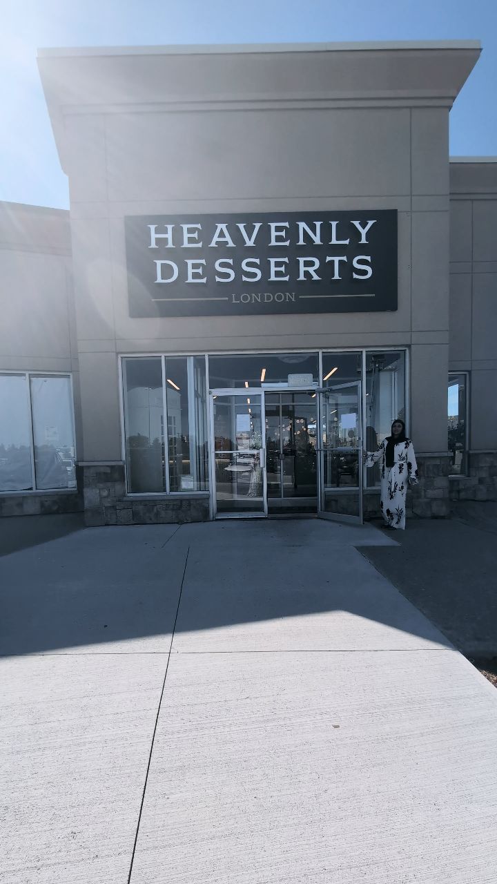 🎨 + ☕️ + 💕 = the perfect afternoon
Our cups (and hearts) are so full. Thank you to all the amazing women who joined Prep4Nine & @_brushedwithpeace_ for a watercolor afternoon at @heavenlydesserts.ca
#ᴡᴏᴍᴇɴsᴜᴘᴘᴏʀᴛɪɴɢᴡᴏᴍᴇɴ
#fillyourcup
#smallbusinesslove