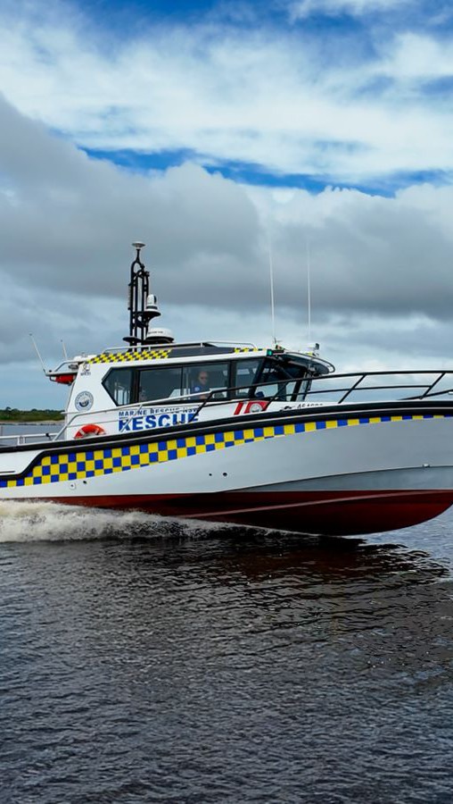 When specialised security, rescue, or patrol operations call, the VYCOR Secure Class answers. 🚨 Built tough by The Whiskey Project Group, these vessels are engineered to give emergency responders a decisive advantage.
Prioritising crew safety and minimising fatigue during extended operations, the Secure Class excels in demanding offshore environments.
Visit our website for more info on the full VYCOR range!
#VYCOR #TWPG #rescueboat #patrolboat #emergencyservices #maritimesafety