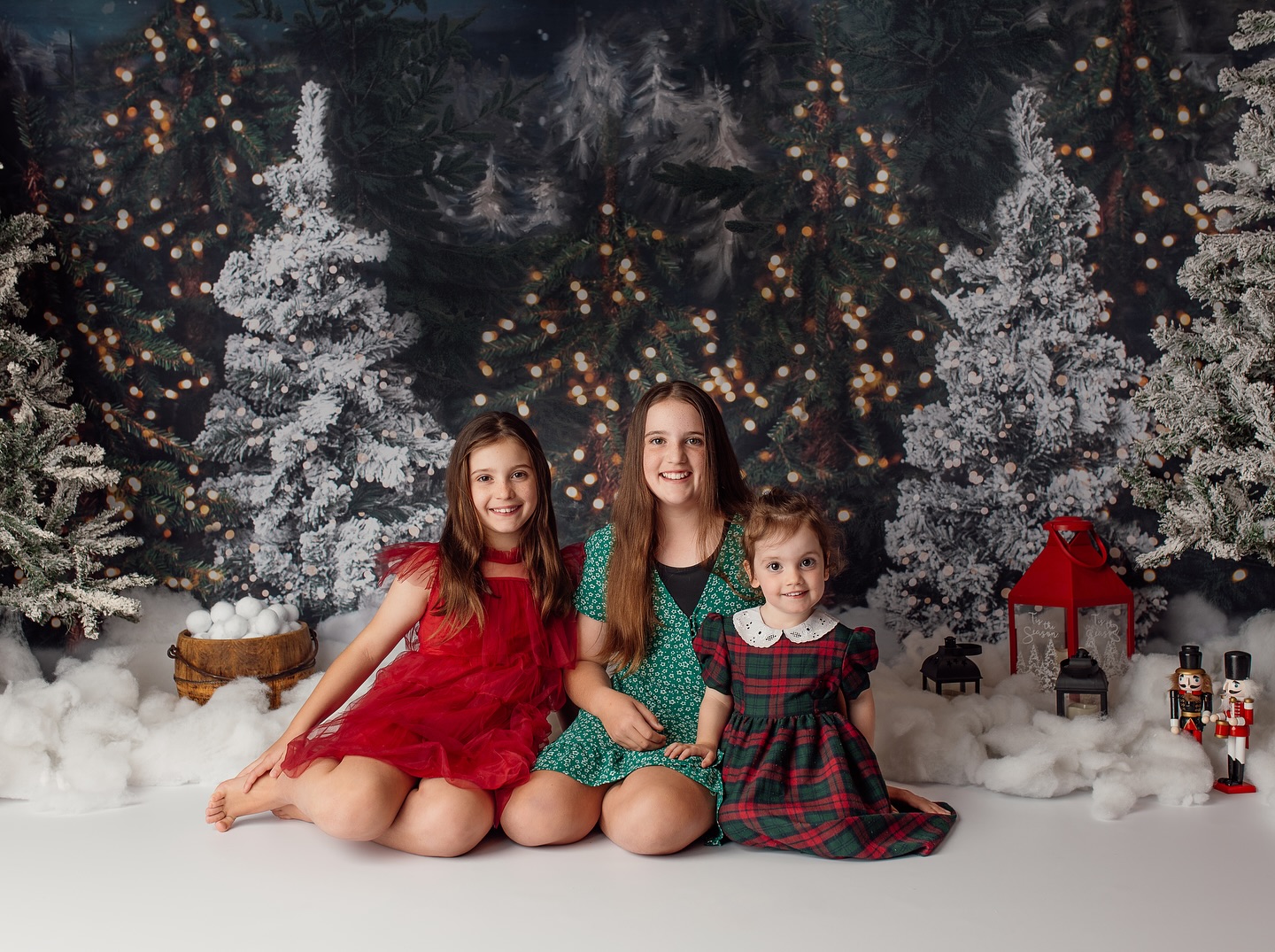 🎄✨ Christmas Mini Sessions are HERE! 🎁🎅
Step into Santa’s secret Toy Warehouse—a magical wonderland packed with toys, twinkle lights, and holiday cheer! Capturing sweet smiles, sibling giggles, or that once-a-year family photo, this whimsical set is the perfect backdrop.
Https://vanessaQchristmasMinis2025.as.me/
Or
Click the BOOK NOW button on my Instagram Profile.
🎁 Think: vintage toys, a little table top activity, candy canes, and a hint of North Pole magic.
📸 20-minute sessions
📆 Limited dates available
🖼️ Includes 5, 10 or 15 high-res edited images
🎅 Perfect for holiday cards + gifts!
🎁 A little gift for each child attending
🐶 Doggy day 2nd November only.
Available dates:
Friday 24th October - 2 spots left
Saturday 25th October
Sunday 26th October
Monday 27th October
Saturday 1st November
Sunday 2nd November - Doggy Day
#christmasinperth #christmasmini #christmas #christmasiscoming #christmasphotoshoot #christmasphoto #christmasphotography #christmasphotosession #perthphoto #perthchristmas #perthphotographer #perthphotoshoot #perthmumsandbubs #perthmumsgroup #perthmums #perthmum #perthmumsinbusiness #perthmumsinsmallbusiness #perthsmallbusiness #perthbusiness #perthbusinesswomen #perthbusinessowner #perth #perthbaby #perthbabyphotographer #perthbabyphotography #perthchildphotographer #perthchildrensphotographer #christmaspresents🎁