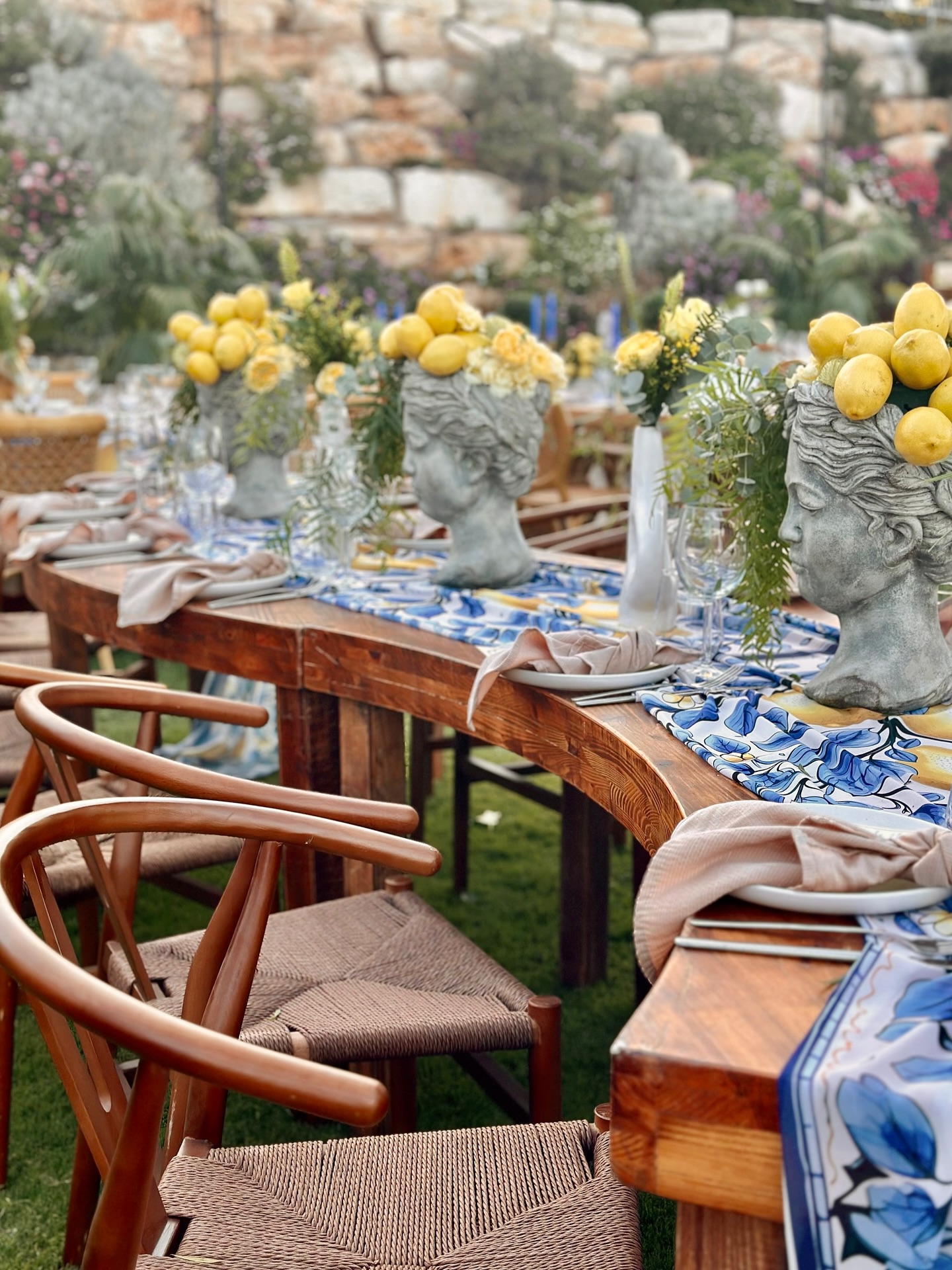 A beautiful wedding for Melissa and Lavi 🍋
Production: @ami_refael_dayan ואפרת צור