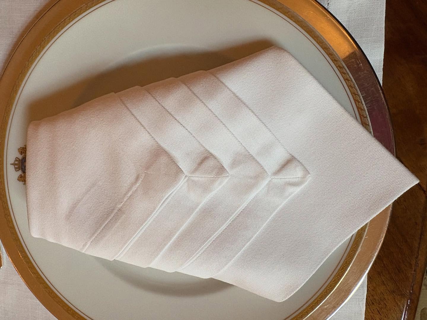 Table de l’ambassadeur des Pays Bas à Paris
Hôtel d’Avaray
Paris rue de Grenelle
@jepofficiel