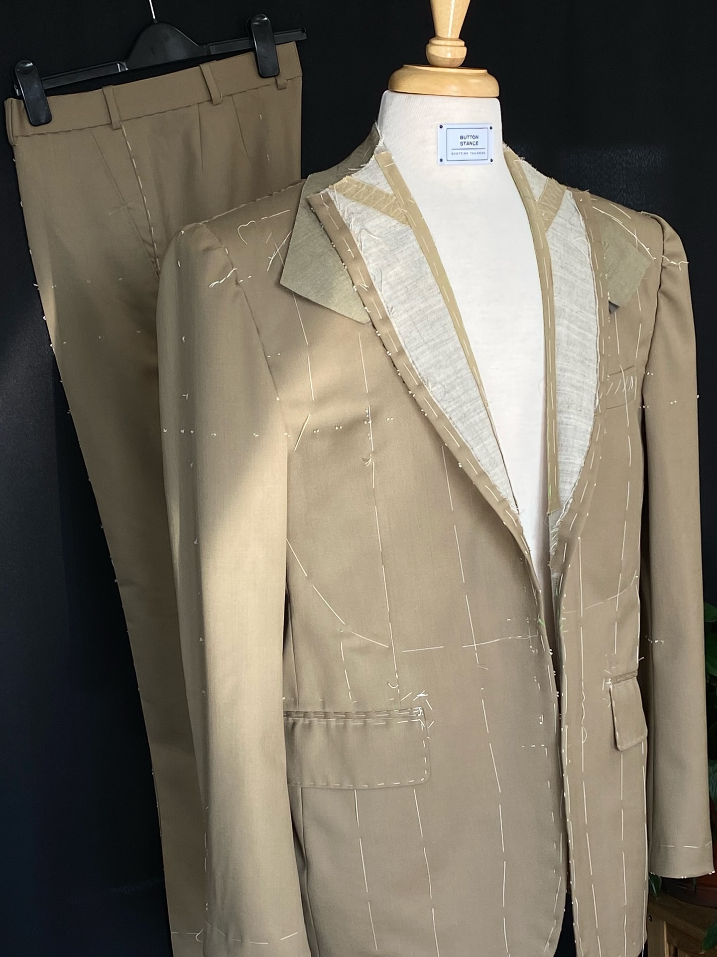 Taking shape: a bespoke suit in 9oz sandy beige wool, crafted for a gentleman attending a wedding in Spain this year.
The colour—carefully chosen to echo the bride’s palette—draws inspiration from the warm, sunbaked tones of the Spanish landscape. A thoughtful union of elegance, climate, and context. 🇪🇸💍
#BespokeTailoring #MadeToMeasure #WeddingStyle #Menswear #TailoredSuit #WorkInProgress #SavileRowStyle #SpanishWedding