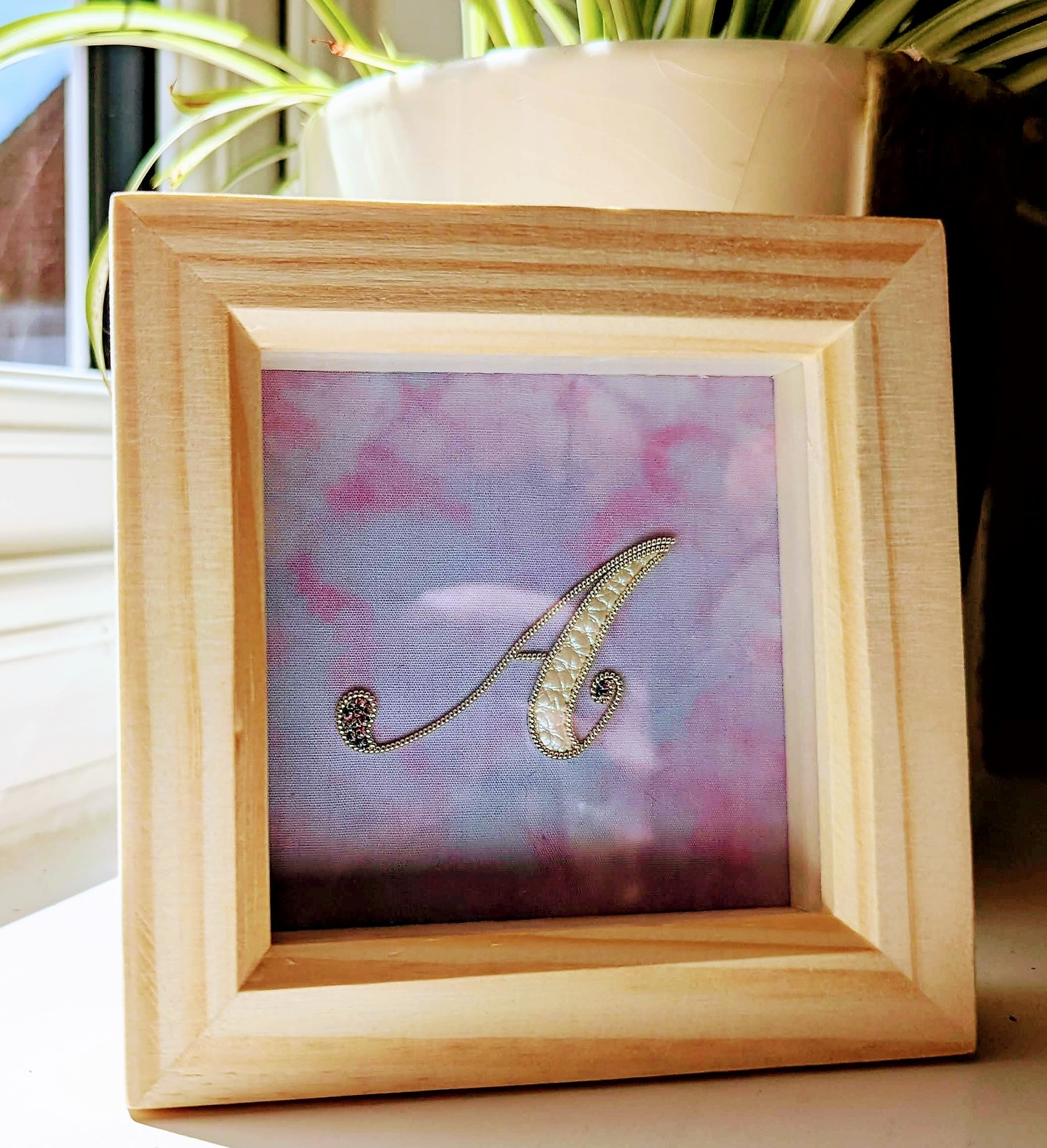 🎉 Just finished up my September 2025 Newsletter! Peek inside for a preview of my 2026 classes, including this gorgeous Monogram!
🎄 I've also added links to book my wonderful Christmas Classes!
Don’t miss out on adding some festive creativity to your plans, places are limited.
💌 Curious about what's coming next? Sign up for my newsletter to be the first to know! 📬
Click the link in my bio to secure your place or sign up to my newsletter! (or both!) 🌟
#ChristmasClasses #CreativeFun #LinkInBio #Monogram #Newsletter