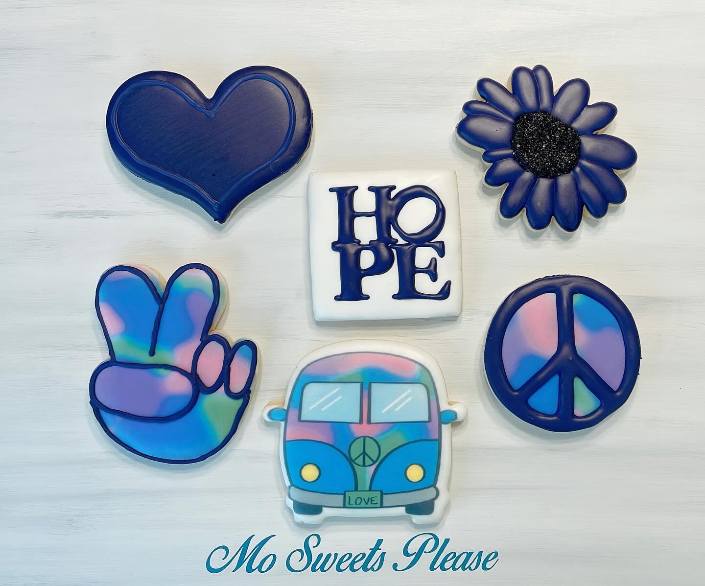 Celebrating International Peace Day! #InternationalPeaceDay #sugarcookies
#cookieart
#cookieartist
#cookiedecorating
#cookiesofinstagram
#royalicing
#customsugarcookies
#decoratedsugarcookies
#partyfavor
#favor
#bakerydouglassvillepa
#cookiesdouglassvillepa
#weshipcookies