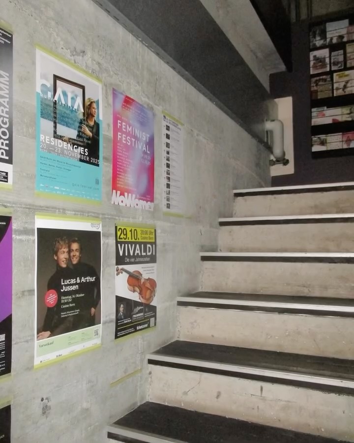 Vielen Dank an @passiveattackbern für die tolle Zusammenarbeit und an @fabiennemarcolincreative für das neue Design!
@lucas_arthurjussen
Dienstag, 14. Oktober 2025
@casino_bern
Vorverkauf
🎫meisterzyklus.ch, ticketmaster.ch
📧billettkasse@meisterzyklus.ch
📞+41 31 994 49 22 (Di - Fr 8 -12 Uhr)
📍Buchhandlung zum Zytglogge