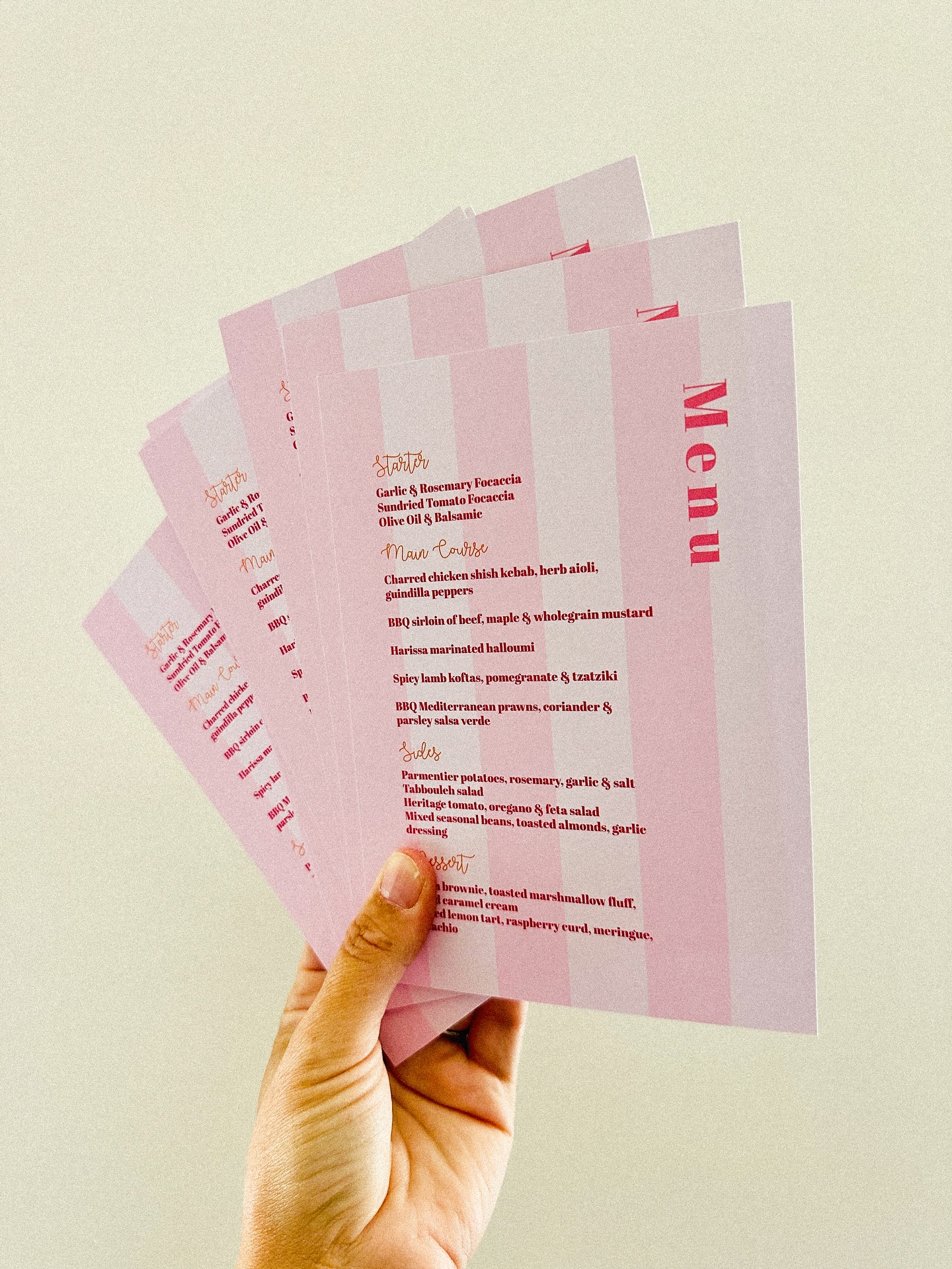 It’s a yes from me on adding stripes to your stationery 😍
.
.
.
#weddingmenu #pinkwedding #weddingstationer #weddinginvites #onthedaystationery #tablescapestyling #weddingmenus