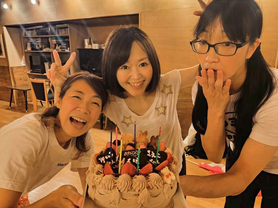 9月生まれの3人をお祝い🥂🎊✨
おめでとう〜🫶
諸々出てくる年頃?ですが怪我なく元気で楽しく踊っていきましょう〜💃