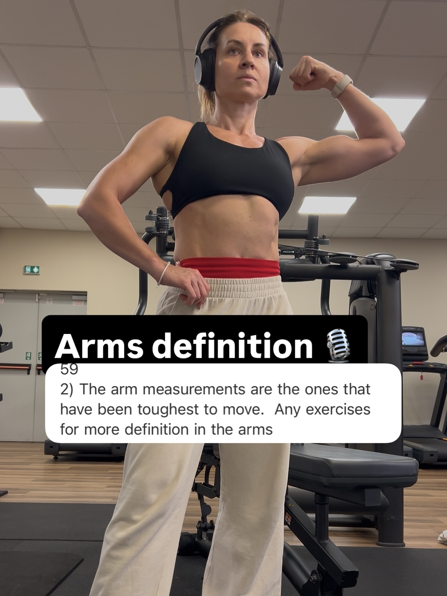 I will try to make a short post and hopefully my clients and even others people on their fitness journey can read this until the end 🙏
First you don’t build more definition adding more exercises . 😉
Definition is build with TRAINING + FAT LOSS
Focus on improving your strength each time with what you have already into your program . 💪
Don’t keep adding , changing exercises . Stay focus on YOU and your program . 👍
What other people are doing on Instagram is good to keep you motivate but it is irrelevant for you . ❌
Don’t change your program just because you saw someone doing one exercise and she says this is what you should do for toning your arms 😫
And once you have spent several months on building muscle , if you want to look TONED and to reveal the muscles you have built , you have to enter a FAT LOSS PHASE . (Not weight loss because your primary goal is to reduce fat while preserving your muscles , not just losing weight )
This is how you can show off your definition ! 🚀
📍For online 1:1 coaching : DM me to get started today .
#coachsportif #personaltrainer