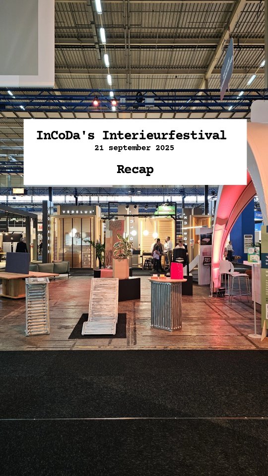 Gisteren bezocht ik de @interieurcollectiedagen en deze zes mensen/merken spraken mij het meest aan!
■ @kirstenjassies vertelde over hoe je opvalt hier op Insta. En welke AI-tools je zoal kunt gebruiken. Met een daarvan heb ik dit filmpje gemaakt. Wat vinden we ervan?😊
□ @belliny_fabrics vergrootte mijn kennis van (natuurlijke) materialen. Goed om te weten bij het adviseren van gordijnen en zitmeubels e.d.! En later in hun stand kwam ik een mooie stof tegen die ik wellicht in een project kan gebruiken🤩
■ Common-Collective - een groep creatieven die gave meubels en interieuraccessoires maken van plastic afval (zoals de wandlamp in het filmpje)♻️
□ De flexibele modulaire scheidingswanden van @art4elements.be die ingevouwen zo'n 5-10 cm dik zijn en kunnen uitklappen tot wel 450 cm. Door de ingebouwde magneten zijn ze koppelbaar en kun je er dingen aan hangen. Je kunt er ook een ledstrip doorheen laten lopen. Geeft gezellig sfeerlicht🏮
■ Het behang van @vansandpaintwallpaper. Heel kleurrijk en de leukste prints, helemaal mijn ding🤩
□ De bekleding van @organoid.naturalsurfaces die o.a. blaadjes en bloemen bevat (wat je ook echt kunt ruiken) en waarmee je niet alleen muren maar ook meubels kunt bekleden🌼
Het filmpje is in zo'n 15 min gemaakt😯 Laat me ajb weten in de comments wat je ervan vindt!
#interieur #interieurinspiratie #interieurstylist #textiel #innovatie #artificialintelligence #ᴄᴀᴘᴄᴜᴛ