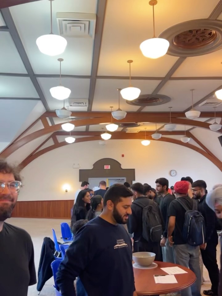 CLUBS DAY WAS A SUCCESS!! Thank you to everyone for attending. We hope that you enjoyed meeting everyone and were able to sign up for the amazing clubs that Bora Laskin Faculty of Law offers!
We want to thank everyone who participated in the LSS raffle!! Congratulations to our raffle winners, Thomas, @dvnte_bvsed, @jai_singh_gill, and @_.ethanc._! If you are one of the winners and havenât collected your prize yet, please contact @kunalpandya19.