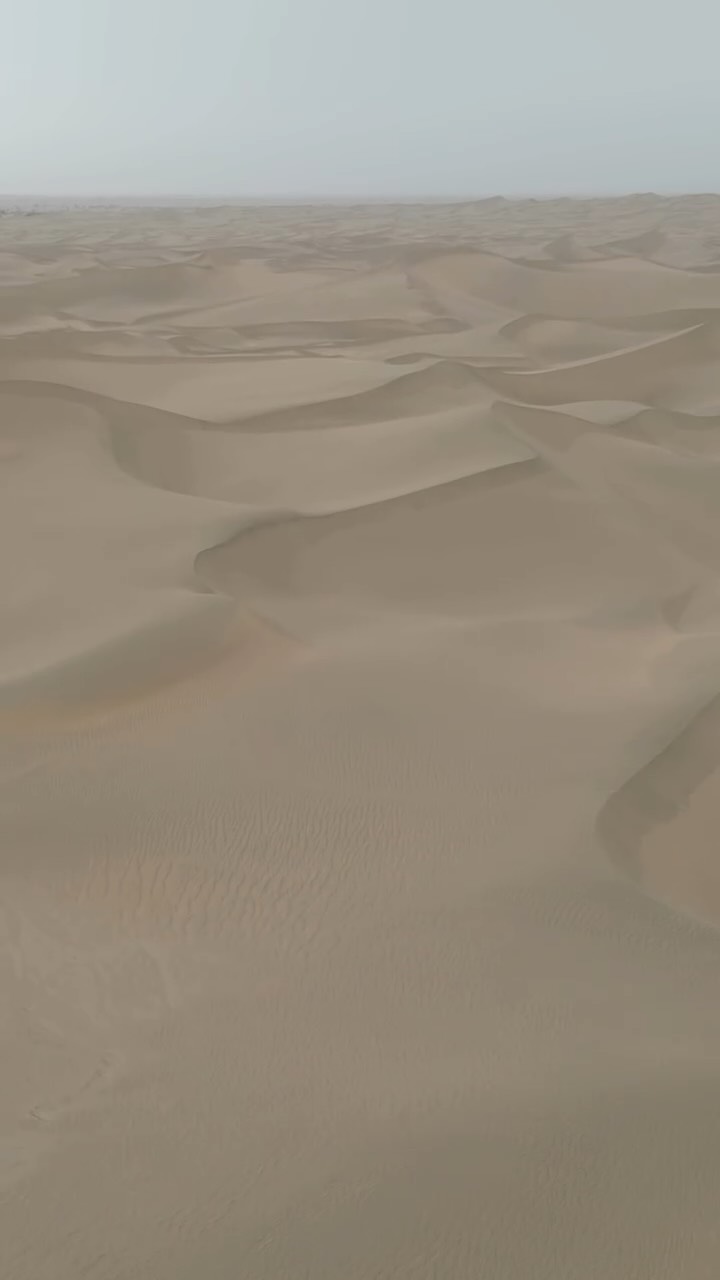 Extrait de la traversée du Taklamakan 🐫