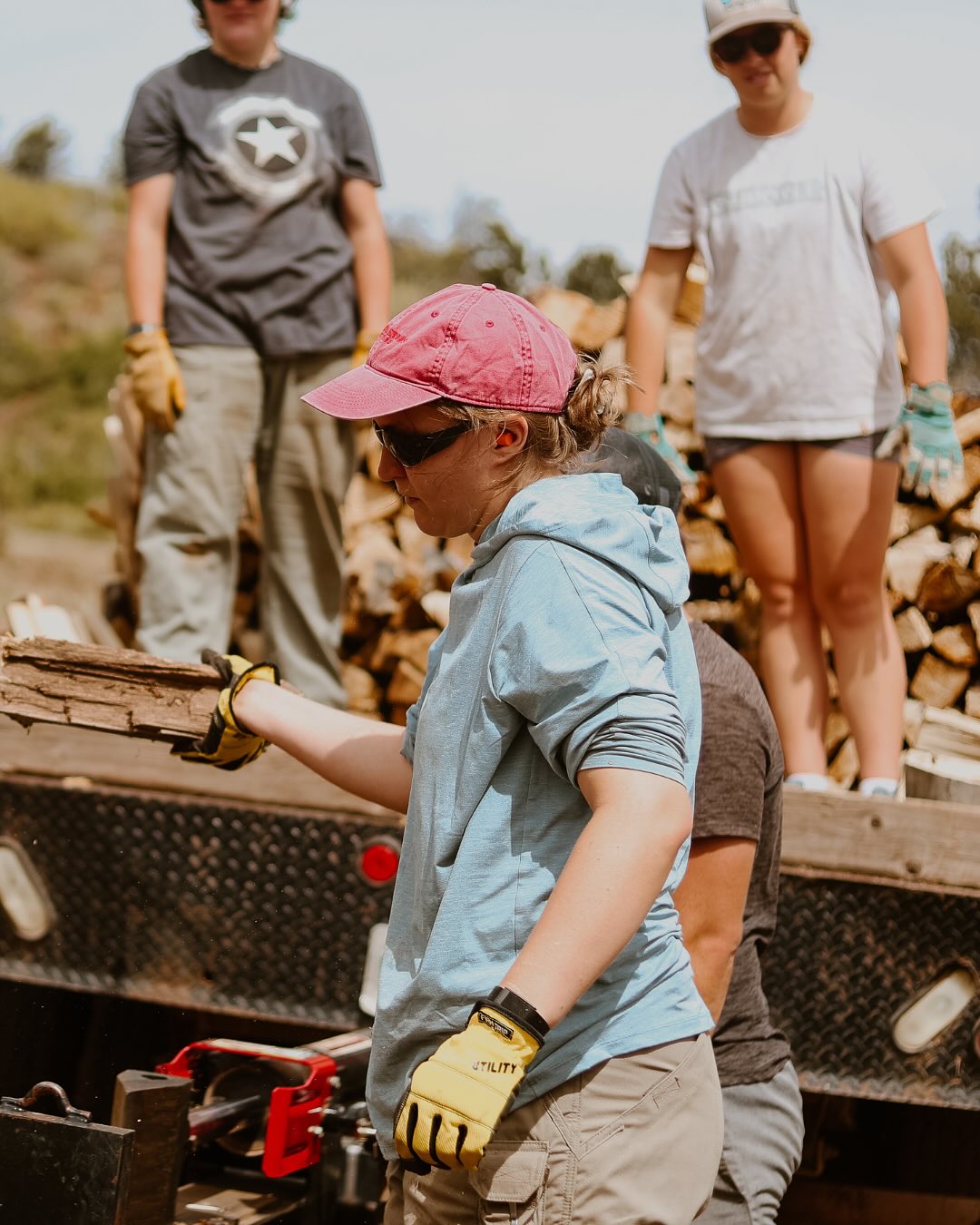 Memories from our Fall Work Camp! 🏕️ We had a super exciting weekend - we poured concrete for the roof of our Well House, split wood, documented baby tree growth, and enjoyed fellowship as the summer began to fade. Thank you, Lord!
#camp #camplife #summercamp #jesus #christiancamping #ccca #utr