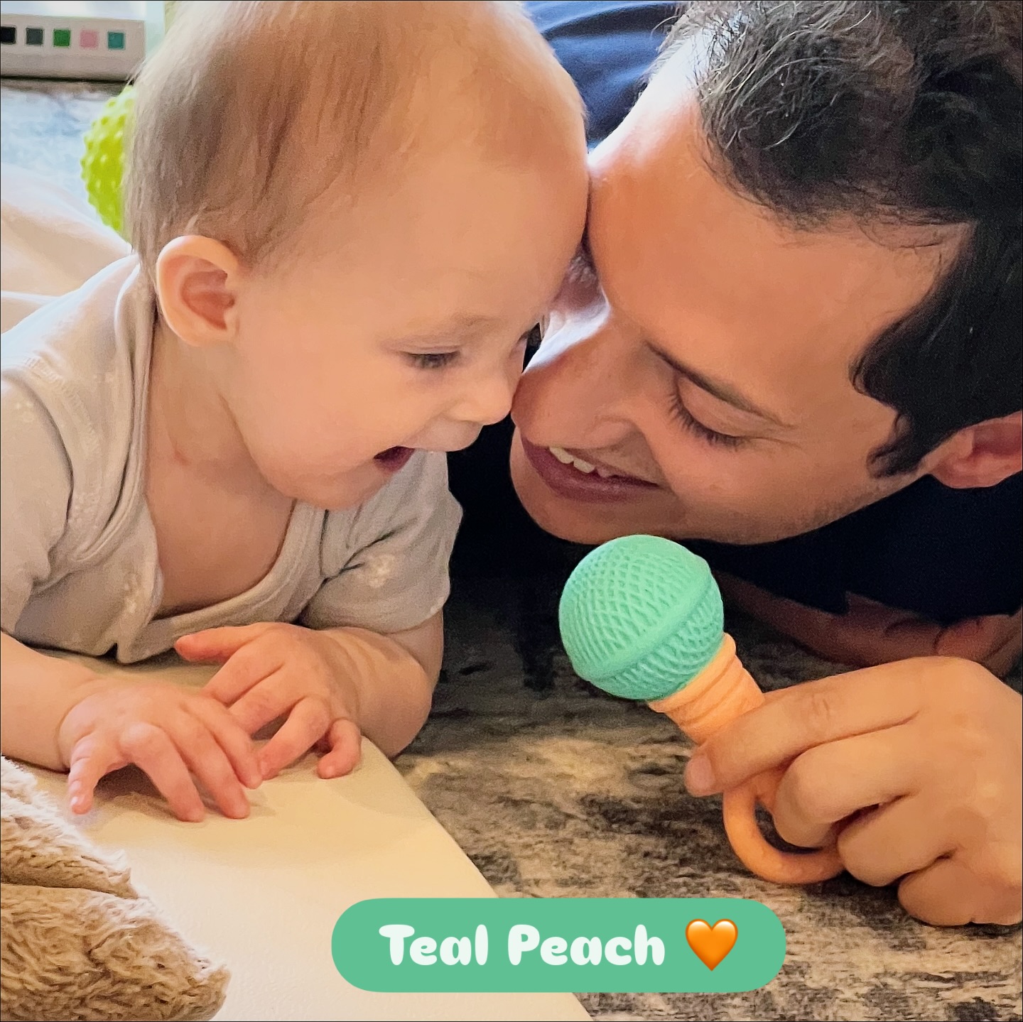 When we say our microphone teether promotes bonding… we mean a daddy-daughter kind of love, strengthened by the minute with our microphone teether! Bring on the coos, communication and singing to your home without the discomfort 🦷 ❤️! Nothing should stop your little performer!
#thesingingmom #shop #babygift #babyregistry #momlife #teethingbaby #musicalbaby #singingbaby #daddydaughter #microphoneteether #themicrophoneteether