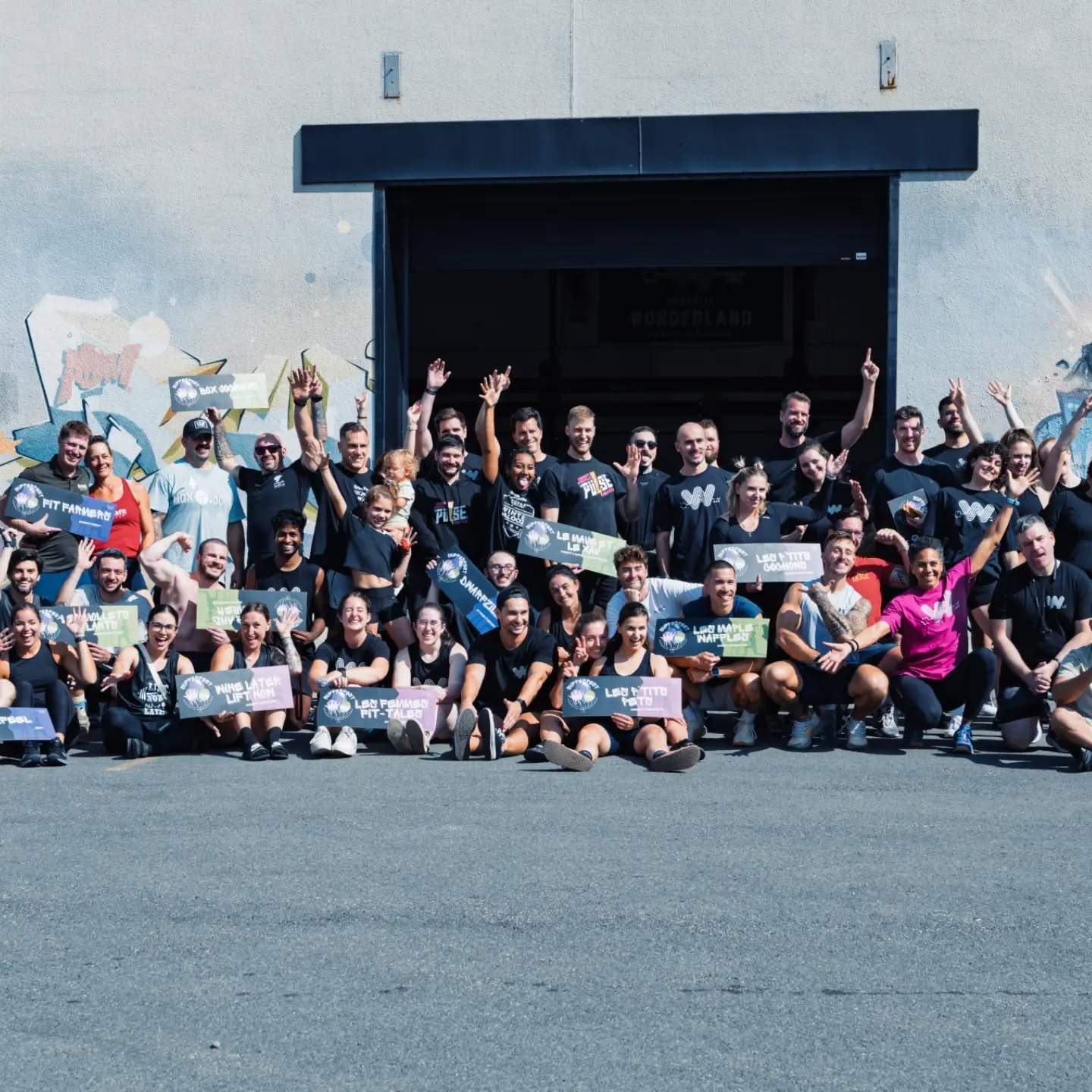 🚀 Encore un bel event signé @crossfitwonderland pour la 2ème édition de la SufferFest 💪🔥
De la sueur, une bonne vibes 🤩, une orga au top et une belle (intense) programmation 😅💦
Un énorme BRAVO à nos 2 teams de choc 🏆👏 et un méga merci à @manon.photopro 📸 qui a capté tous ces moments incroyables 🙌✨
⚡PULSE⚡