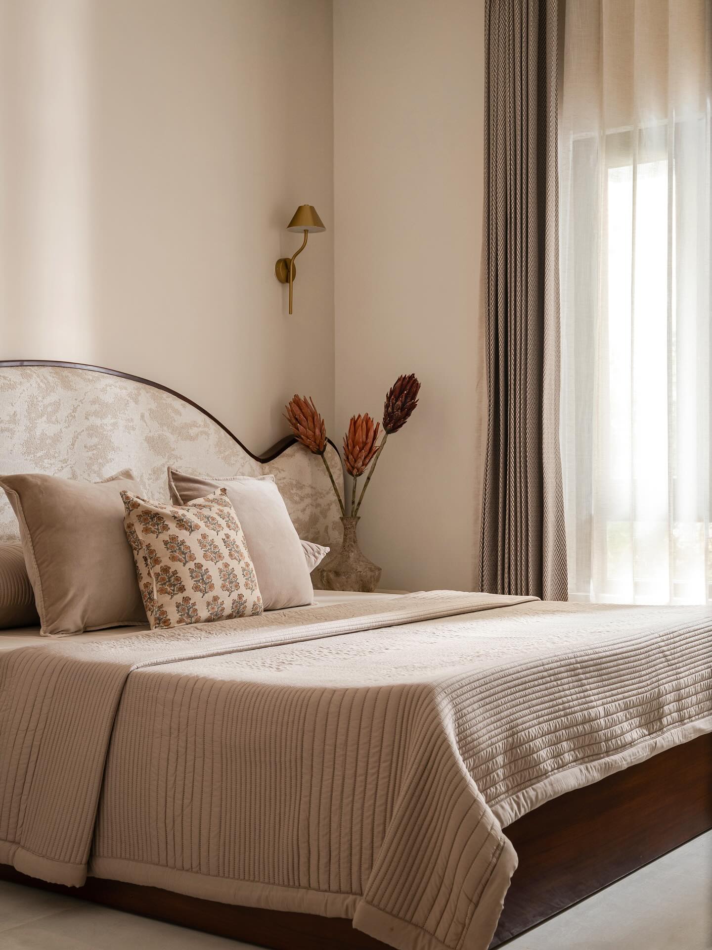 Villa Amara — Where Indian Soul Meets Colonial Grace
Amara, meaning eternal, is the perfect name for this home — a sanctuary where heritage and modernity flow seamlessly together. Designed and executed by Furbishy as a full-scale project from civil works to interiors and styling, Villa Amara embodies timeless elegance with a distinct cultural heartbeat.
Every arch, verandah, and colonnade nods to colonial grandeur, while intricate details, textures, and materials celebrate the richness of Indian design. From structural reimagining to the final curation of art and objects, the home was conceived as a complete transformation — not just built, but sculpted into being.
.
.
Photography : @nayansoni21
Shoot styling : @theshalomhome
Rugs - @jaipurrugs
Furniture Custom Design : @struo_living
.
.
.
#furbishyhomes #bespokeinteriors #luxuryinteriors #bangaloreinteriors #villainterior #luxuryapartments #renovation #homerenovation #homestyling #bespokeinteriordesign #hyderabadinteriors #indiamodern #colonialhomes #furbishyinteriors #ModernIndianInteriors #ModernIndianHomes #LuxuryMinimalInteriors #SouthIndiaInteriors #IndianMinimalism #LuxuryInteriorsIndia #ContemporaryIndianDesign #MinimalistIndianHome #BangaloreHomes #HyderabadHomes #InteriorDesignBangalore #InteriorDesignHyderabad #BangaloreLuxuryHomes #HyderabadLuxuryHomes #LuxuryHomeInteriors #luxuryresidentialinteriors