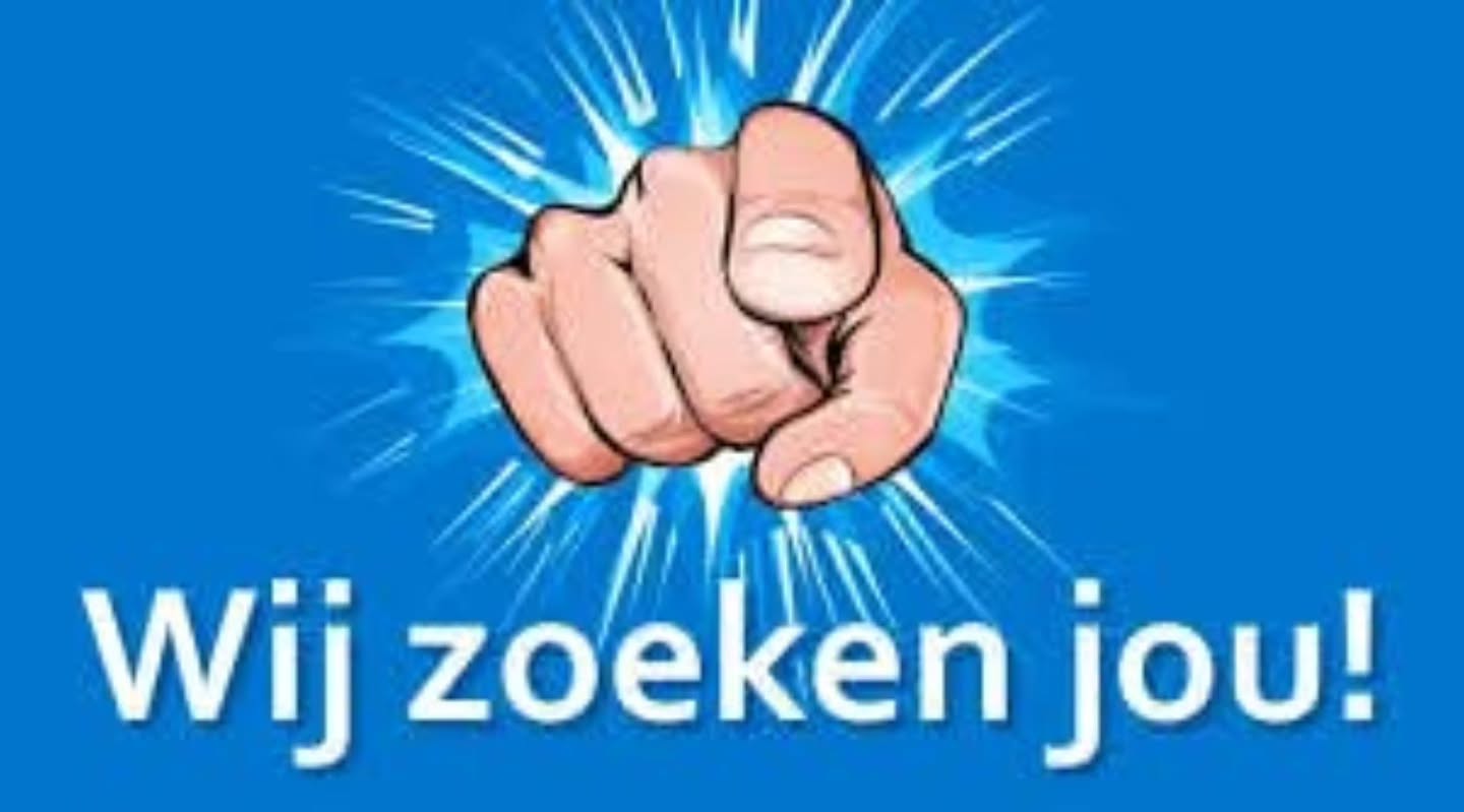 🚧✨ Kom jij ons team versterken bij Grondwerken De Mol? ✨🚧
Wij zijn op zoek naar gemotiveerde collega’s:
👷♂️ Kraanmachinisten
👷 Ploegbazen
📋 Werfleiders
💡➕ Ervaring in wegenis- en rioleringswerken is belangrijk, want onze werven vragen kennis en vakmanschap.
Wat mag jij verwachten?
✅ Een job met zekerheid 🛠️
✅ Een sterk en collegiaal team 💪👊🤝😁
✅ Goede verloning & extra voordelen 💶💸
✅ Werven waar je écht trots op kan zijn 🏗️🚦🌍
👉 Zin om mee te bouwen aan onze projecten?
📩 Solliciteer via www.grondwerkendemol.be/vacatures
of stuur je CV naar personeel@grondwerkendemol.be
🙌 Ken je iemand die perfect past?
💬 Tag hem/haar hieronder ⬇️ of deel dit bericht 🔄
#vacature #wijzoekenjou #NieuweJob #jobindebouw #bouwjobs #technischejobs #teamwork #solliciteren #wegeniswerken #rioleringswerken #grondwerken #InfraJobs #infrawerken #werfleider #ploegbaas #kraanmachinist #Bouwsector #grondwerkendemol #teamdemol