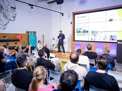Bitės ruošiasi žiemai, o mes naujam sezonui! @nglventures mėnesiniame renginyje startuolių bendruomenei pristatėme ką nuveikėme iki šiol ir pranešėme apie naujo sezono startą.
Beje, jau nuo šiandien galite rezervuoti savo avilį kitam sezonui su ankstyvosios rezervacijos nuolaida. Rinkinių skaičius ribotas!