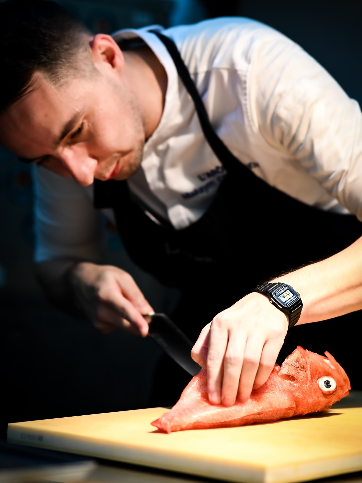 ✨ At L’Arôme by the Sea, our philosophy begins with the finest treasures from the ocean. This season, two iconic Japanese fish take center stage on our menu:
🐟 Kinmedai — celebrated for its delicate, sweet flesh and rich collagen, a symbol of refinement in Japanese cuisine.
🐟 Kinki — the “deep-sea ruby”, prized for its succulent, fatty flesh and luxurious aroma when grilled.
Chef Maksym shares his savoir-faire with our team, demonstrating the techniques that honor these exceptional ingredients and transform them into signature dishes. 🌊🍴✨
#LaromeByTheSea #Kinmedai #KinkiFish #DeepSeaRuby #JapaneseProduce #FineDining #MichelinGuide #PhuketDining #michelinguide #michelinguidethailand