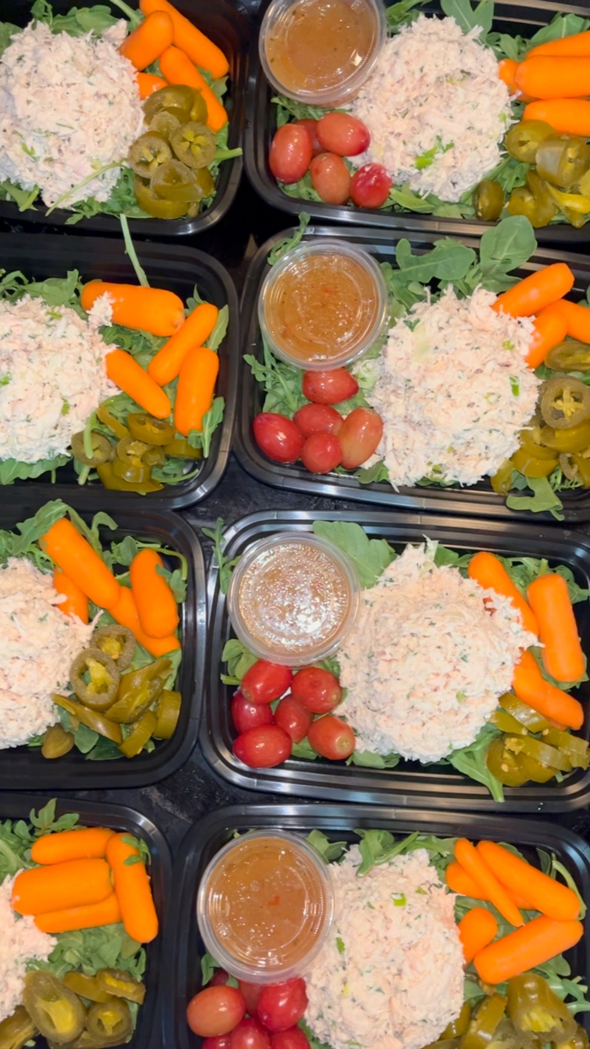 Chicken Salad❤️
#chickensalad #salad #carrots #MealPlans #healthy #foodie #neworleans #nolafoodie #neworleanscuisine #gym #mealprepideas #mealprep #monday #motivation #neworleansmealprep #nola #fitness #workout #weightloss #weightgain #eat #food #inspiration #fypageシ