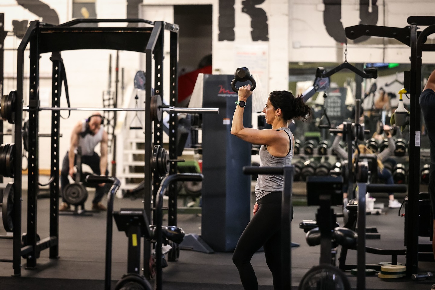 Ever looked across the gym and thought, “I could never do that”? The truth is you can, and you don’t have to do it alone. Our community was built to welcome every level, every pace, every journey. What’s the first move you’d try if nothing held you back?
#SLOFitness #StrengthInProgress #StrongerTogether #FindYourStrong #gymconfidence