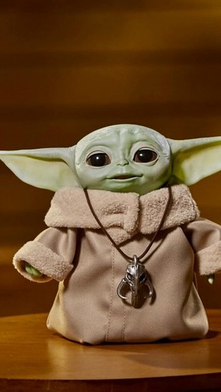 Küçük Yoda'nın büyülü dünyasına adım atın! Hasbro Star Wars Animatronic Baby Yoda The Child Grogu şimdi sadece 3.900,00₺! Hayranlar için mükemmel bir hediye! Link in Bio #StarWars #BabyYoda #AnimatronicToy