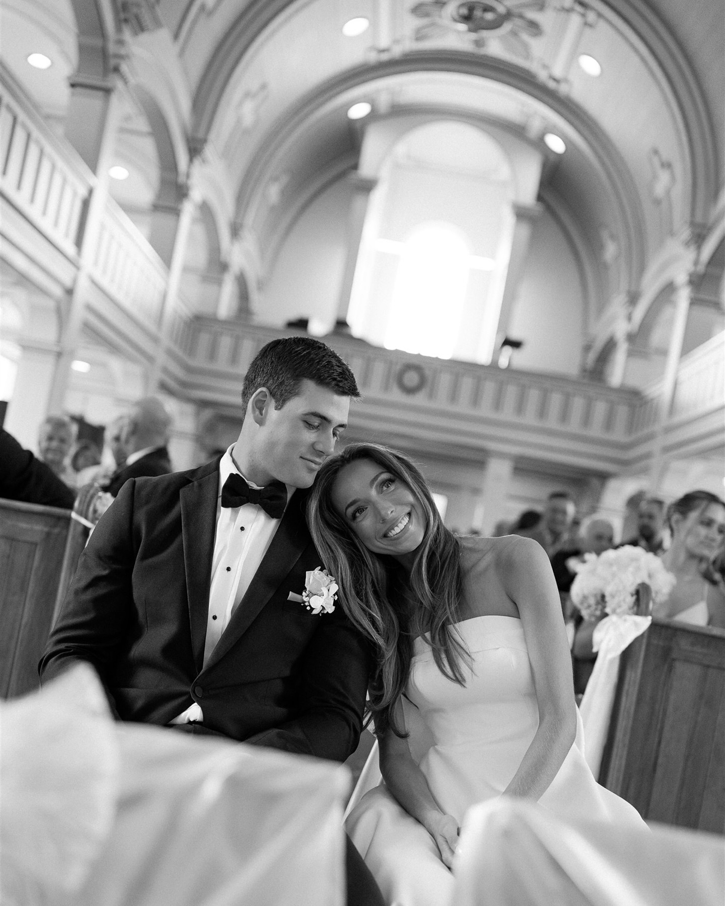 Natural elegance perfectly captures the essence of Anna and Ben’s wedding, celebrated last week in New Brunswick.
These two kind souls created something truly magical by choosing the family residence in Lake Baker to celebrate their love and connection.
Anna’s grandfather was the first person ever married in this church, adding a deeply personal dimension to their union.
Working with Anna and Ben was an absolute joy that ended with hugs and so much gratitude. I liiiiive for hugs and kind words. This is my love language!
Their wedding reflects an important truth: when you choose a venue rooted in family history that truly represents who you are, elegance emerges naturally, without pretense.
Surrounded by their family and supportive community, they proved that the most beautiful weddings are those where authenticity and refinement come together effortlessly.
Thank you for your trust and your warm welcome into your family ❤️.