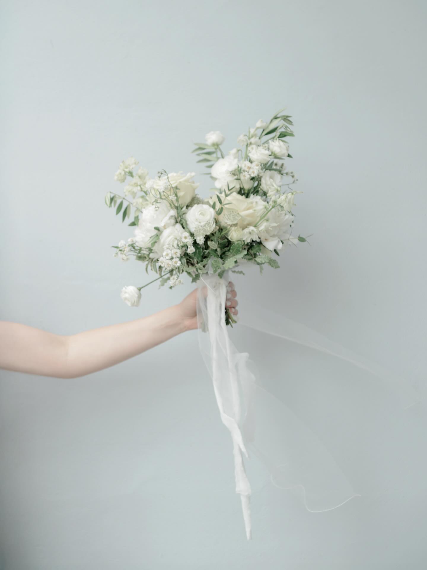 Here’s an interesting question: In what ways have you become the person you always needed?
I want to make a bit of a change within my socials - I suppose it’s not a change really, just more of an “opening up” 🤔😛.
One of my most important core values and deeeeepest desires of my heart is to be the safest space for those around me. Growing up I wasn’t used to feeling fully accepted or understood, so it means infinitely more to me to be that person I needed for myself and others. I share my feelings, difficult and sweet, so others can feel they are not alone in their own human experience. But I’ve always weighed how open I should be online. I know being a professional tends to mean being more reserved, but dang it, I’m here to make friends!! My sessions are rooted in kindness, laughter, total acceptance, and a huge sense of support - I always end up forming bonds with the lovely humans I work with. When I mention a client and I are “basically best friends now”, my partner jokes “you say that about all of your clients 😆.” And he’s right!! I love all of you gorgeous people. Why don’t I show that more here??
This is my first step to sharing this safe space with all of you. I’ll be posting more often and more openly - I want to share our feelings, tell our stories, and create a community where we sweet humans can breathe and cry and laugh together. Let’s get started!! 🤍🤍
.
.
.
.
Bouquet by @sweetstemsfloral
.
.
#safespace #humanness #clientlove #weddingbouquet #torontoweddingphotography #torontoweddingphotographer #torontophotographer #gtaphotographer #ontariophotographer #torontoportraitphotographer #torontoeventphotographer #loverly #belovedstories #utterlyengaged #theknot #wedluxe #wedluxetoronto #fineartwedding #refinedpresets #refinedco #lightroompresets #naturallight #naturallightphotography #lightandairy #megmateraphotos