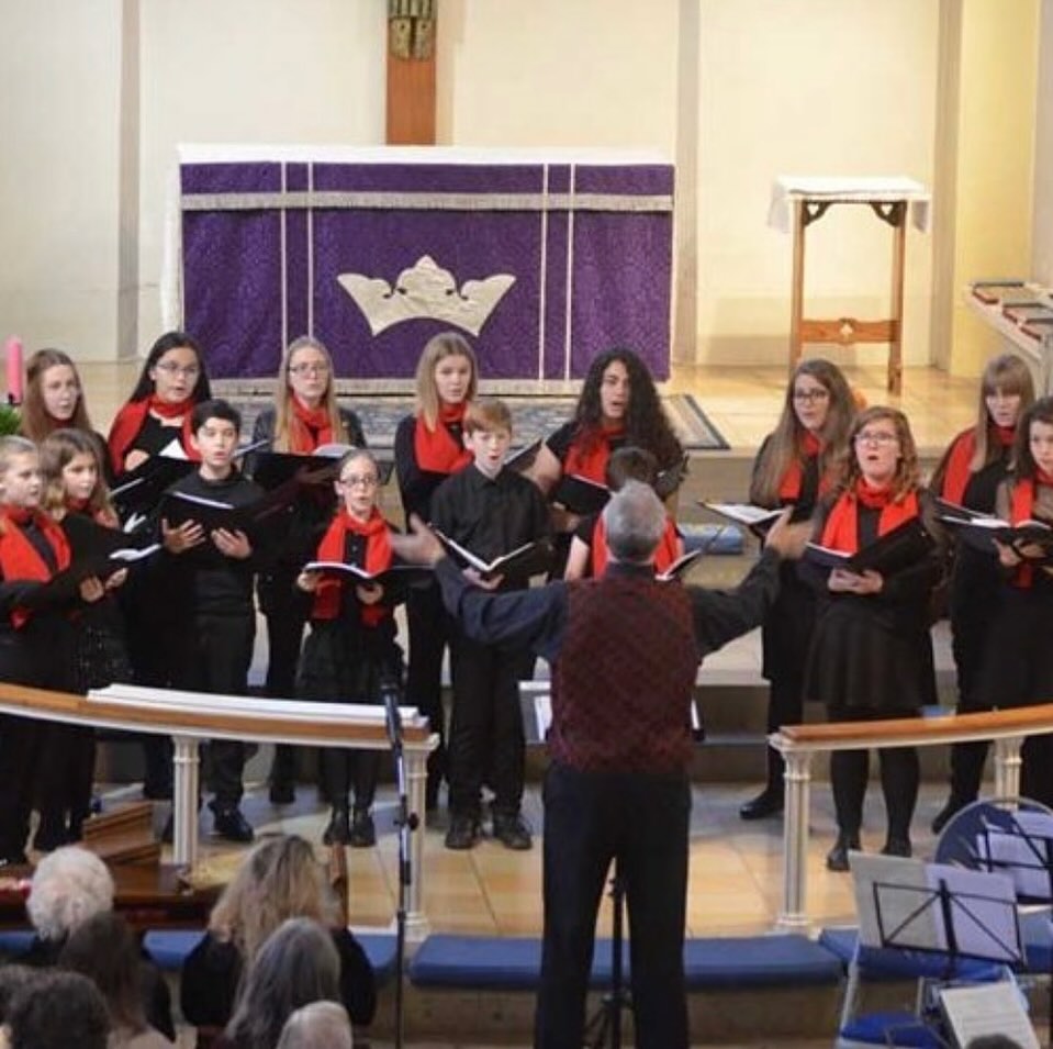 Here are the amazing @mkyouthchoir in action . We can’t wait to be joined by them for our autumn concert #hauntedharmonies to be held at the @mk_gallery sky room. On October 18th at 4pm. Early Owl reduced tickets available now from polymnia.org.uk musical director @jessicanortonvocals