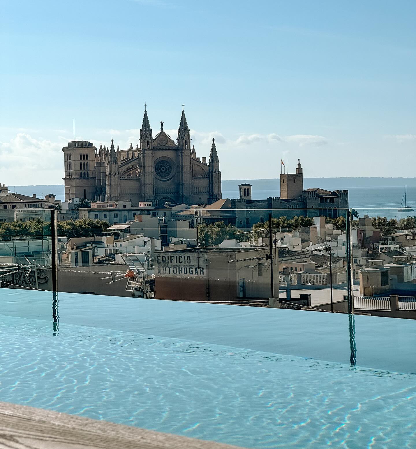 HOTEL NAKAR, PALMA, MALLORCA
I have just returned from a girls trip to Palma and this gorgeous urban retreat in the heart of the city is where we stayed.
At Hotel Nakar @nakarhotel style meets comfort with chic design, a rooftop pool overlooking the cathedral, and unbeatable access to the city’s best shopping, dining, and culture!
If you need any tips for an itinerary in Palma here is what we did:
Activities:
Hotel Nakar rooftop pool @nakarhotel
Balneario Beach Club, Illetas @balnearioilletas
Private boat charter from Puerto Portals
Walk around the Palma old town
Lunch:
Balneario Beach, Illetas @balnearioilletas
Wellies, Puerto Portals @wellies_restaurant
Santal Cafe, Palma @santalcafe.es
Xalest at Concepcio by Nobis Hotel, Palma @xalestrestaurant
Dinner:
El Camino, Palma @el_camino_palma
Koa, Palma @koapalma
L’informal Tacos, Palma @linformaltacos
Get in touch to start planning your Palma escape 🤍
#palma #palmademallorca #weekendescape #visitmallorca