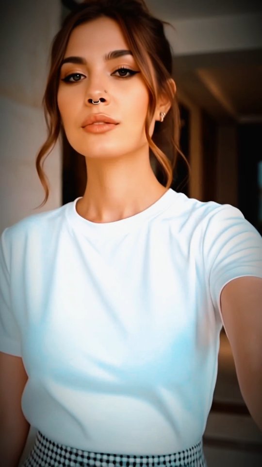 ✨ Nuevo Lanzamiento: “Mirame ahora” ♥️👀💪🏻
Ya está disponible en todas las plataformas.
Gracias infinitas por escuchar, por compartir, por estar siempre del otro lado. ♥️
🎧 Escuchala en Spotify, YouTube, Apple Music, o donde sea que la música te acompañe.
Y si todavía no lo hiciste…
👉 ¡seguí a RUFINA para no perderte lo que viene!
#RufinaOficial #Mirameahora #Cumbia #Pop #Nuevo #Lanzamiento #2025 #Superacion #RUFINA #Rufi #Rufinaoficialok #NuevaMusica