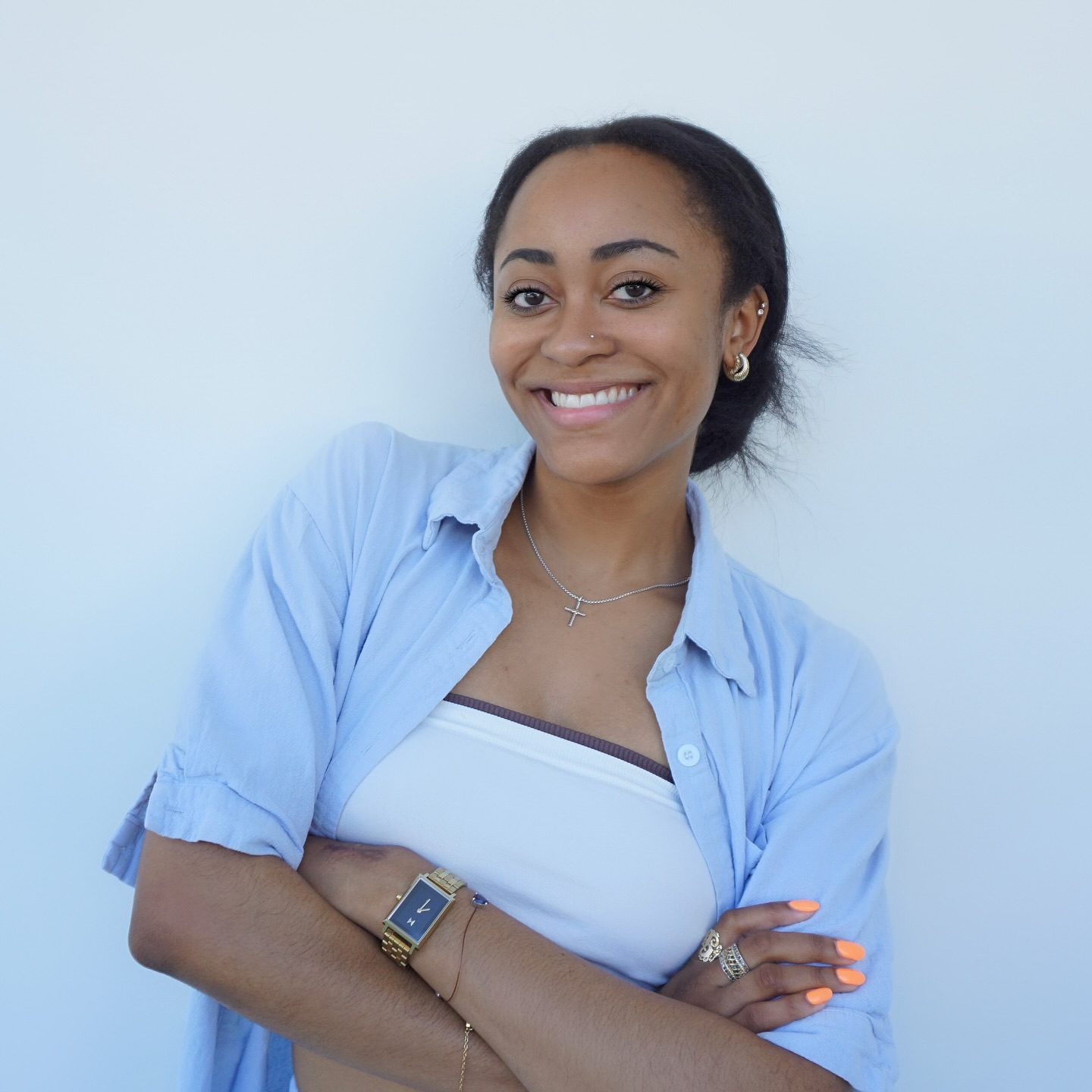 and I’m officially off to Lesotho, Africa 🇱🇸 to serve in the Peace Corps as an Education Volunteer for the next two years!
So grateful for my mom who helped me every step of the way, sister and dad who supported my decision to leave and my circle for being down to clown with every idea I had this summer.
It’s been such a whirlwind getting to this point. I’m so excited to see what God has planned for me.
If you’ve ever wanted a penpal in Africa, now’s your chance!! And for everyone who said “I’m gonna travel with you someday”… surprise! Book a flight, bring snacks, no excuses.
Here’s to the next adventure!
#Lesotho #DownToClown
*Im either starting a blog or documenting the experience on this page.