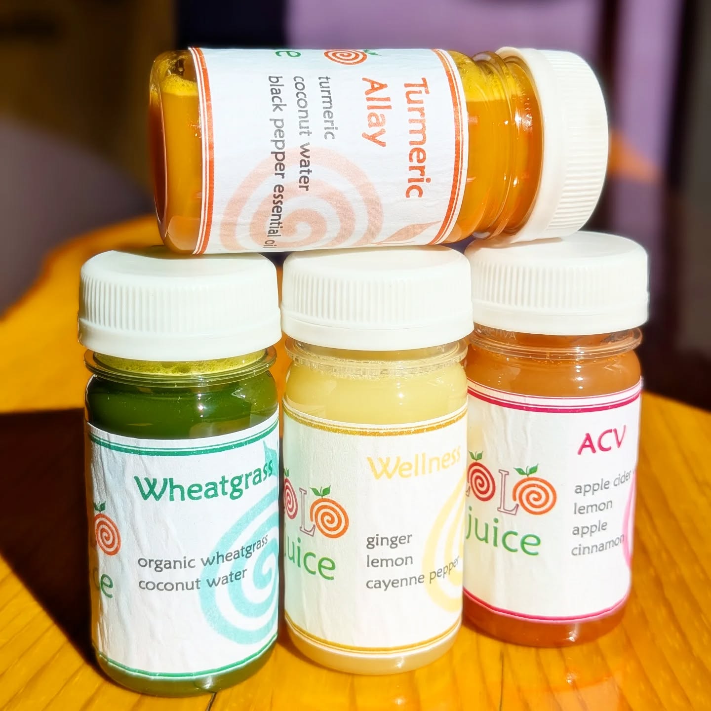 Take care of your immune system with a juice shot! 🍋