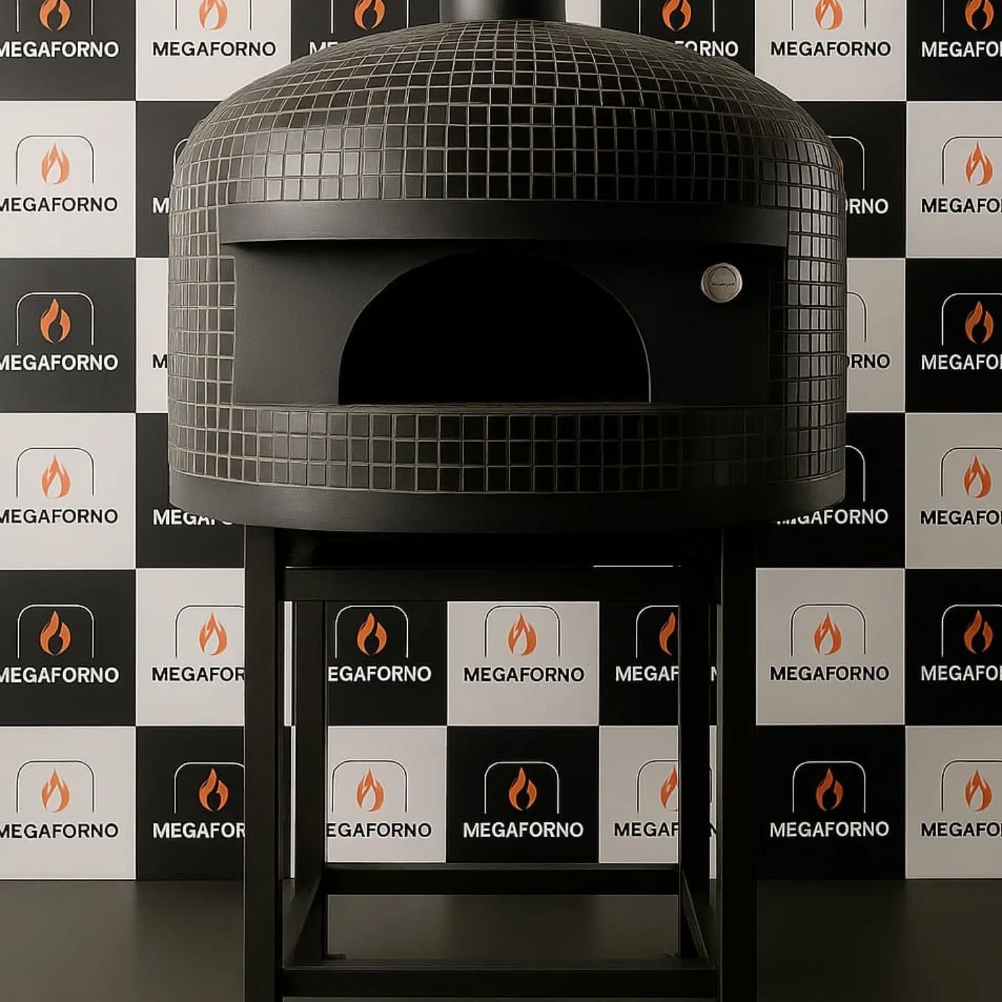 Mais um MegaForno que saiu da nossa fábrica hoje! 🔥
Este forno a lenha foi cuidadosamente construído com revestimento em pastilhas de alta qualidade, garantindo não apenas beleza, mas também a retenção perfeita do calor.
Em algumas horas, ele estará aquecendo a primeira pizza na casa do nosso cliente. Não existe sensação melhor do que ver nosso trabalho transformando sonhos em realidade.
👨🍳 Para pizzarias que buscam qualidade e tradição
🏠 Para quem quer levar a experiência da pizza artesanal para casa
🔥 Para quem entende que o forno faz toda a diferença
#MegaForno #FornoALenha #PizzaArtesanal #QualidadeProfissional #EntregaEspecial #FornoDePizza #Pizzaria #RestauranteEquipamentos #PizzaPerfeita #QualidadeBrasileira