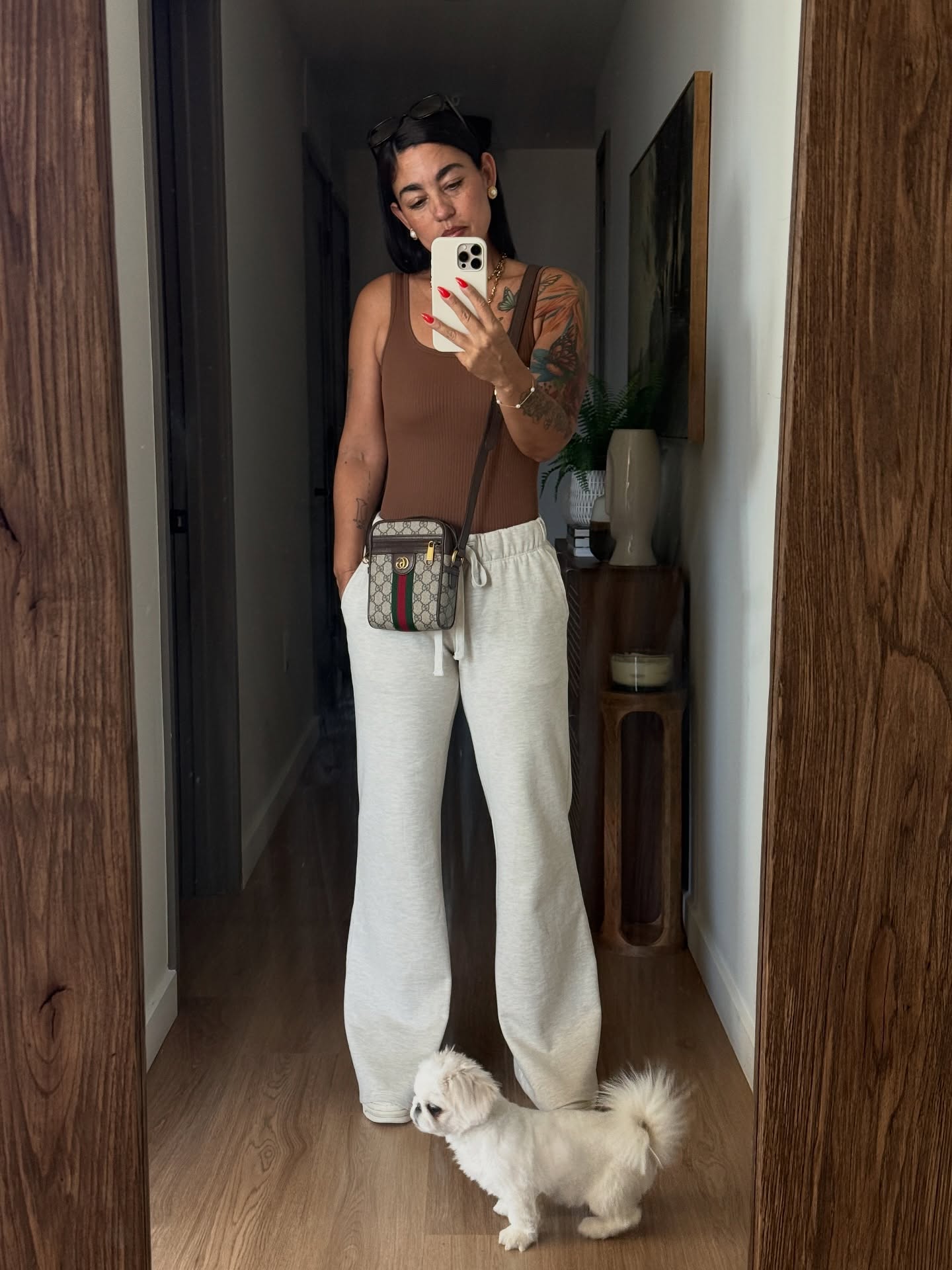 Mirror selfies! 🤗 details below
First Pic: Amazon body suit and @urbanoutfitters sweats @gucci crossbody and @newbalance sneakers
Second Pic: DIY pants I made using my #S3167 pattern @jcrew tee and my fav @reebok sneakers 
Third Pic: @sewitacademy Top and trousers (coming soon)and @tonybianco heels 
Fourth Pic: @bananarepublic pants and vintage tee w/ @louisvuitton slides and @gucci bag
Fifth Pic: @bananarepublic Top and jeans w/ @dior sneakers and @gucci bag.