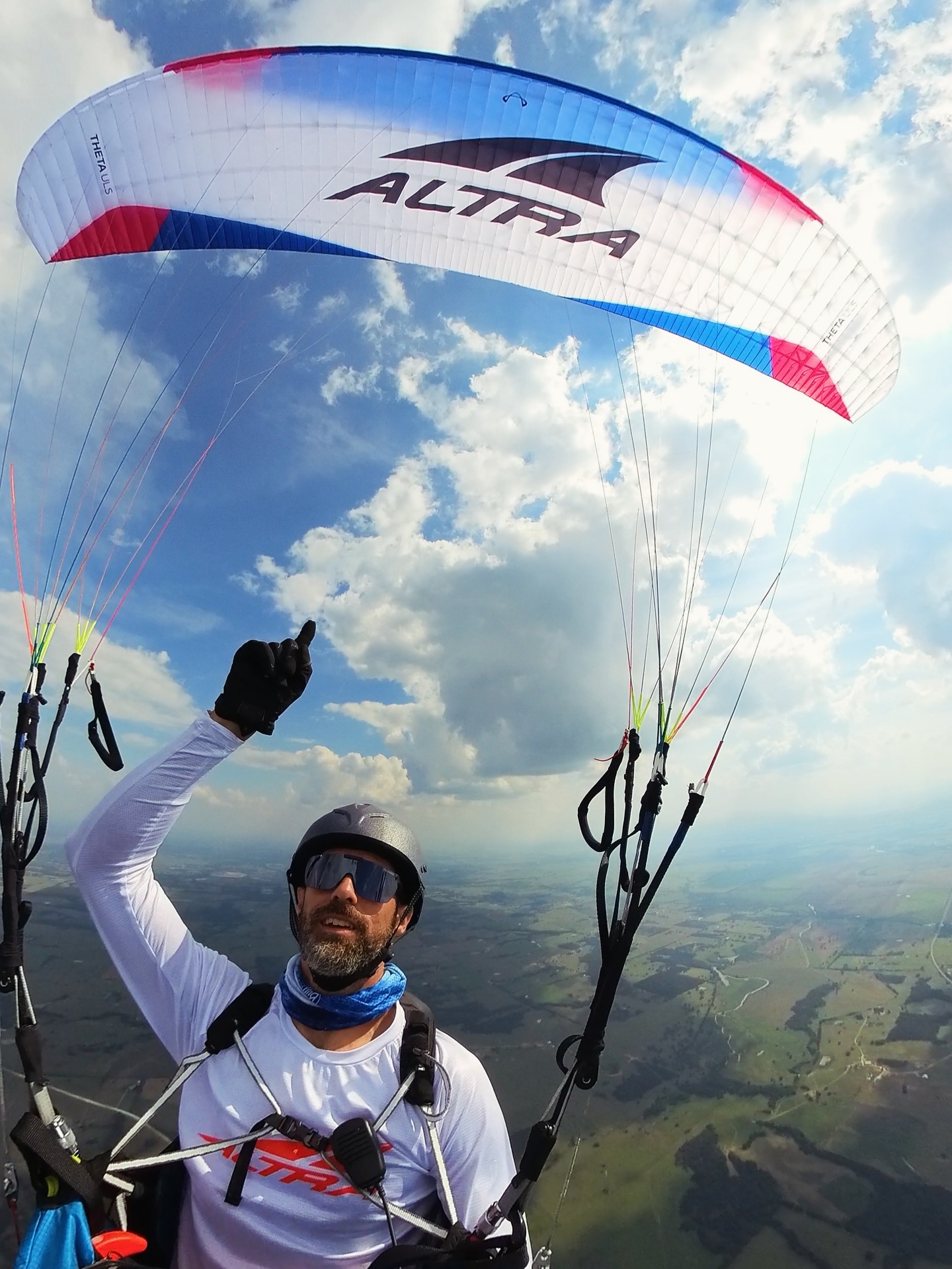 XREDROCKS :: Ready to Hike/Run & FLY 🪽
Good morning from Southern Utah! Super stoked to kick off day one of four at the @xredrocks hike and fly adventure race, combining my passion for many sports into one.
Each day we are given a task of a mix of ground and air waypoints - cylinders that we must tag either on foot or by air. The only method of movement is by foot or paragliding on this fully self-supported non-designated route. Think 3D orienteering.
I’ll be in the Adventure division as I’m for just that. While the pro’s will be racing longer, more challenging tasks, I still have over 50km to travel today and some interesting navigation decisions to make after a 7mi / 2,500ft hike. Follow along all week, I’ll post some tracking options and updates when I can.
Thanks to my sponsor @altrarunning for the continued support of the pursuit of endurance and Staying Out There. I’ll be rocking the appropriate SOAR Mont Blanc Carbon’s today.
#teamaltra
#stayoutthere
@opticnerveeyewear
#xredrocks #hikeandfly #paragliding
@global_rescue @ushpafreeflight
#advanceparagliders #advancedadventures