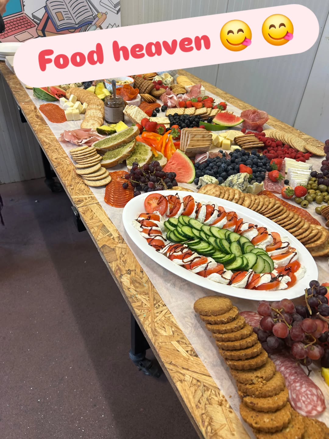 Still dreaming about this delicious charcuterie situation!!!
#crearpublishing #klcrear #fieldandfodderdurham #charcuterie #foodcoma