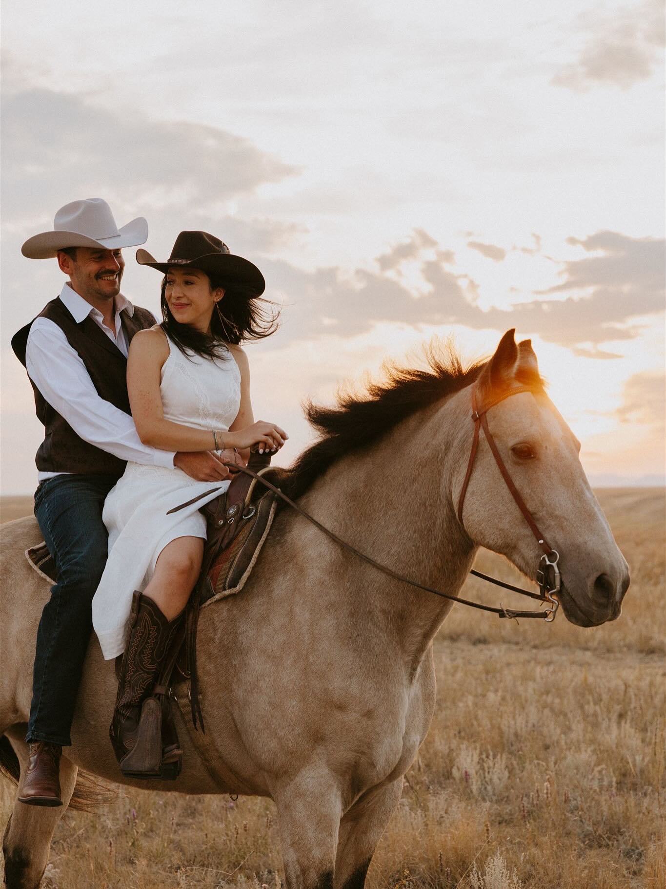 The most beautiful and intimate elopement. These two travelled all the way from AUSTRIA to say “I do” in the states. It was a huge privilege for Trey and I to get to tag team this one and to meet and befriend such a kind and beautiful couple. Cheers Patricia and Thomas! @patricialthaler @tommy_althaler
.
.
.
#montanabride #westernwedding #montanaelopementphotographer