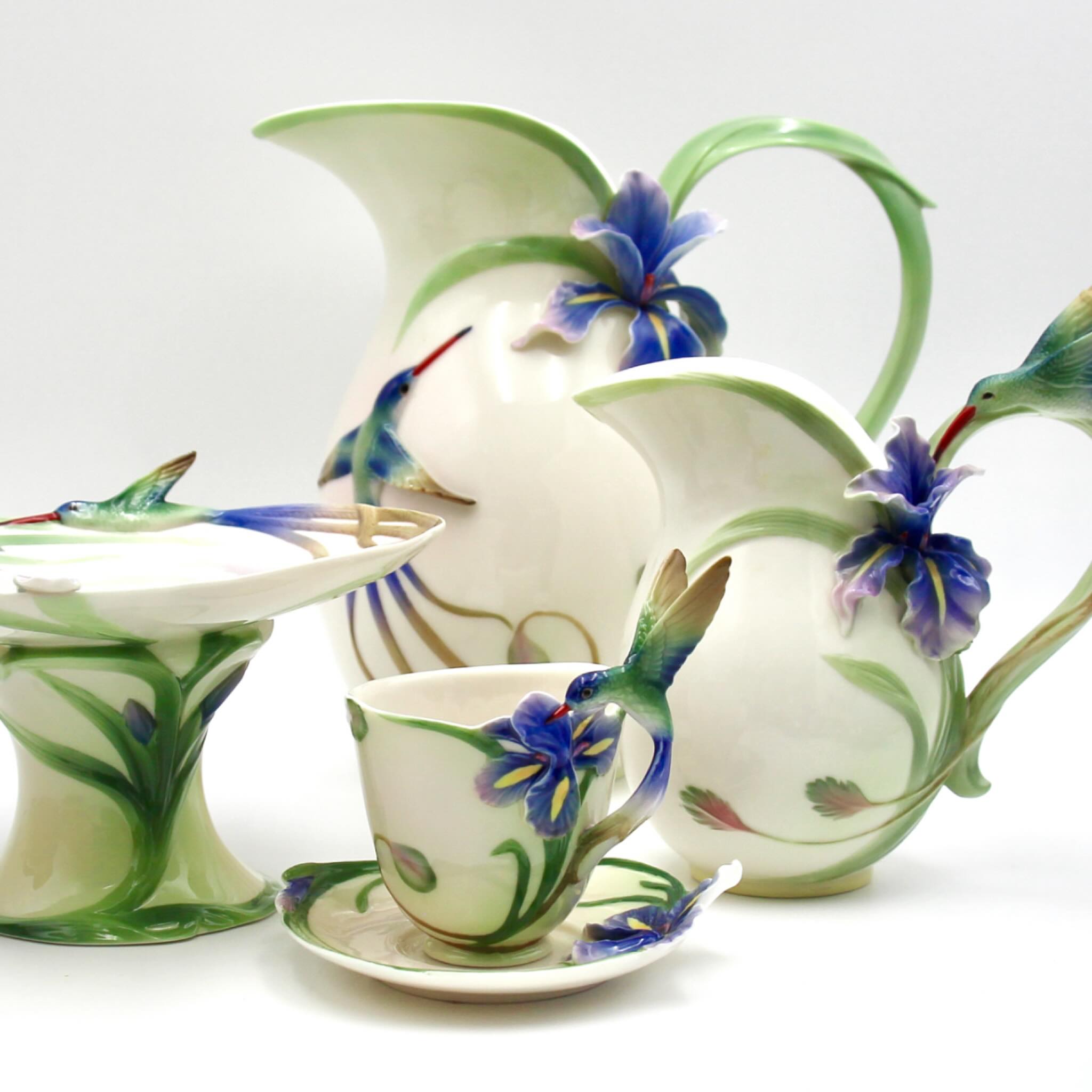 FRANZ COLLECTION. Long Tail Hummingbird Series❤️
Designed in Taiwan, collected worldwide. Exquisite…
Small collection online now
SOLD Two jugs