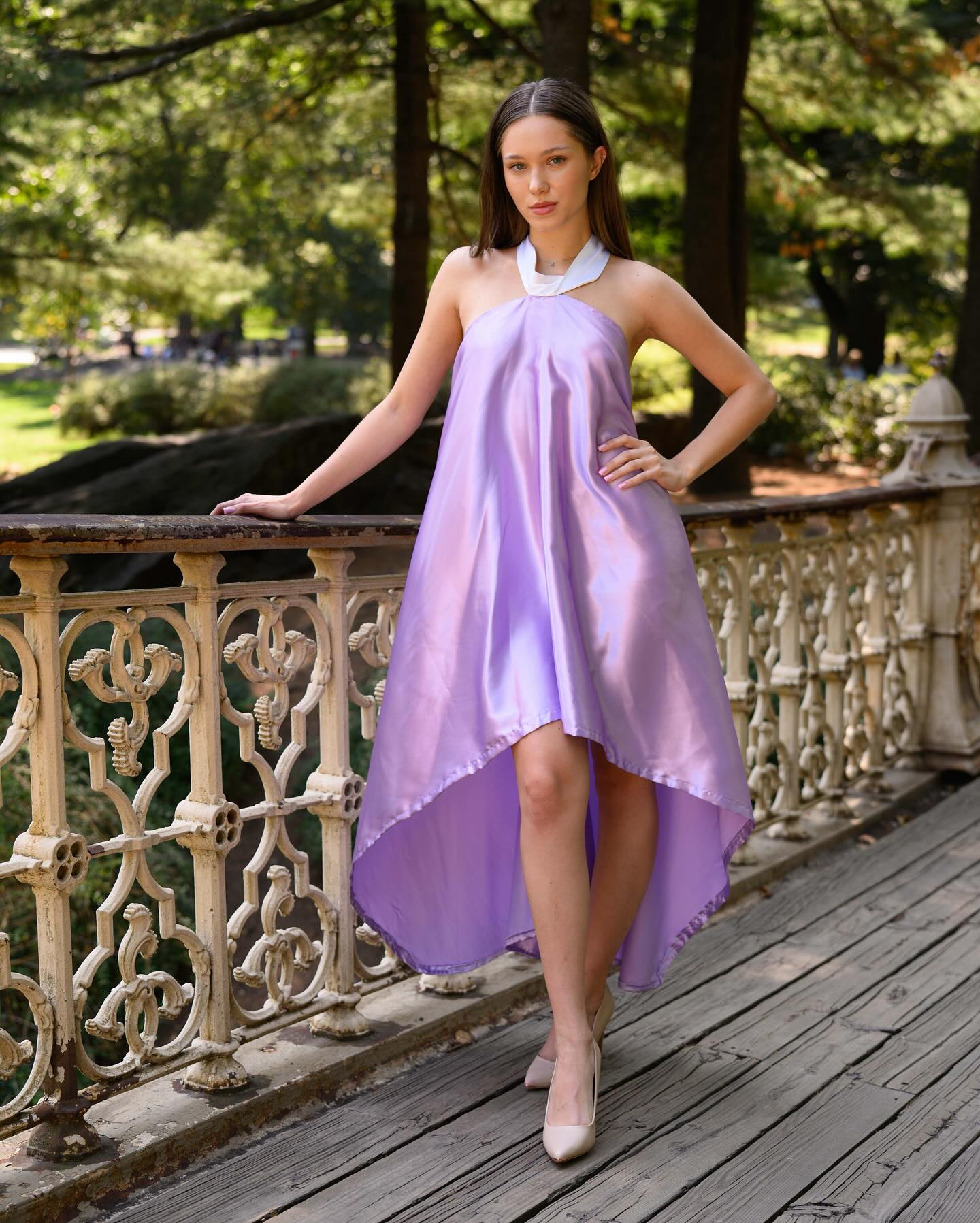 Reflections✨🪞
The Keelie Sundress
~ Designer @adaline.griffin @by.adaline.griffin
~ Assistant@thestyleassist
💄@galimoretwins
📸David Andrews
💃🏻@_novikova_nika23
📝 @charlotteseen