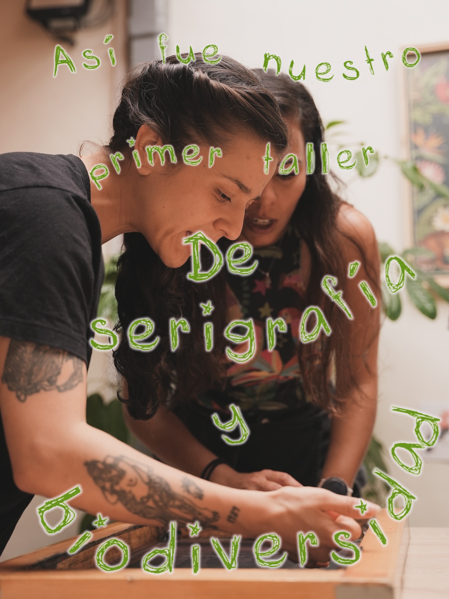 ✨Así vivimos nuestro primer taller de serigrafía y biodiversidad en @latiendadelmonte ✨
Entre tintas, plantas y manos curiosas, descubrimos juntos cómo la naturaleza puede habitar en una tela. 🌿🦋
Fue un día para aprender, experimentar y llevarse a casa no solo un estampado, sino también un pedacito de nuestra biodiversidad.
Gracias a cada persona que se unió a esta primera experiencia, por su energía, creatividad y ganas de explorar. 💚
Este es apenas el inicio de un camino para seguir creando comunidad, arte y conciencia alrededor de la vida que nos rodea.
📸 Aquí un poco de lo que vivimos… gracias al lente de @06plaga 🫶
#serigrafia #biodiversidad #colombia