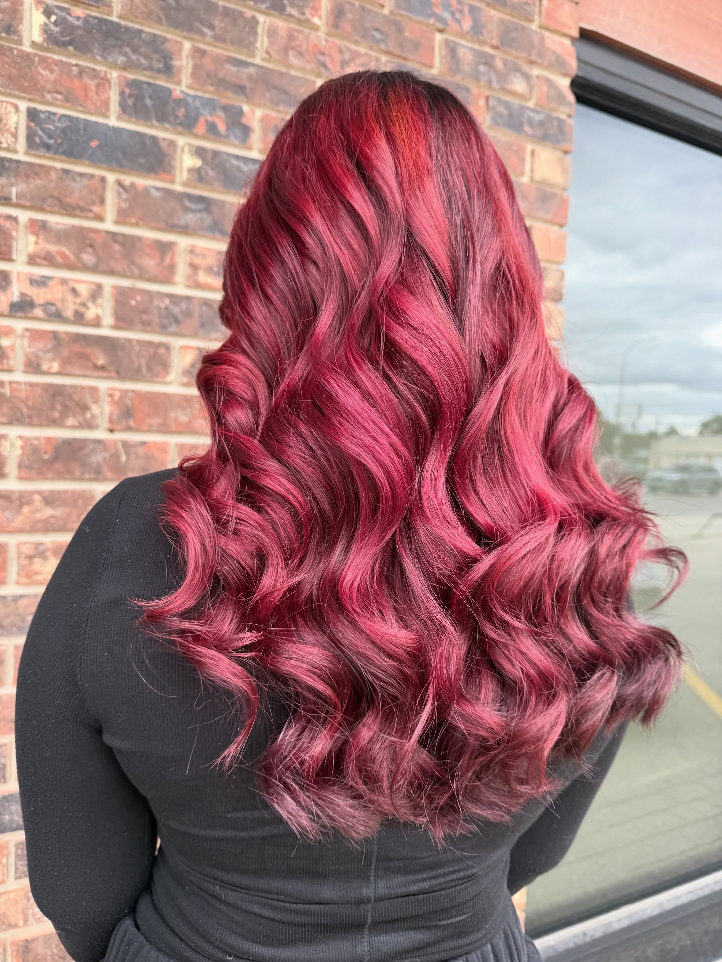 Fall knows what's up - reds are where it's at 🍂🍁
#winnipeg #winnipegsalon #winnipeghair #winnipegstylist