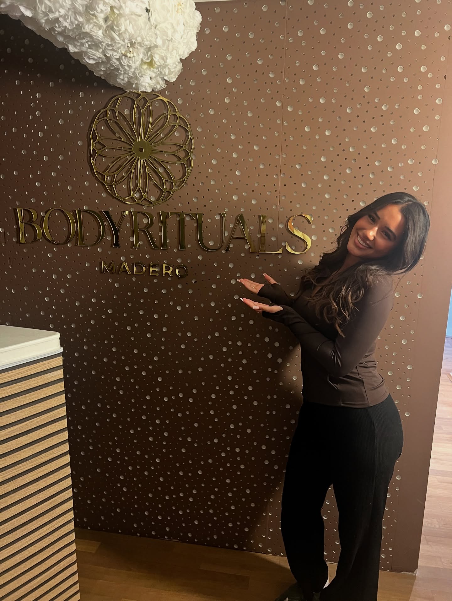 💡 Wir sind angekommen und jetzt geht’s richtig los! 💡
Unser Standort in der Winzererstraße 44 steht doch das ist erst der Anfang.
Wir haben viel vor und freuen uns riesig darauf, diesen Weg mit euch gemeinsam zu gehen.
Danke, dass ihr schon jetzt Teil davon seid – wir schätzen jeden Einzelnen und können es kaum erwarten, die nächsten Schritte zusammen zu gehen.
👉 München, ihr seid großartig und wir legen gerade erst los!#wiesn #münchen #madero #wassereinlagerung #studio