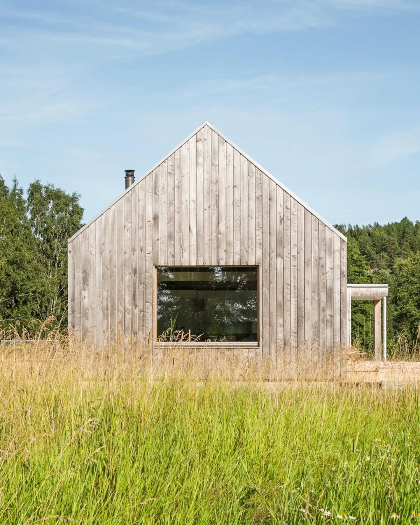 From vision to reality.
House Åkerudden was completed over 10 years ago and soon gained attention from @dezeen , @domusweb and @ark_review
The house is set on old family land, in a cultural landscape of farmland and small lakes, carrying traces of human activity dating back to the Bronze Age. Surrounded by farmland, the plot, once fields, is now a biodiverse meadow. Like a picture frame enhancing a painting, the land elevates the house and completes the full story.
-
Photos by @kuviophoto
-
-
#architecture #architect
#scandinavian #design #scandinaviandesign #scandinavianarchitecture #nordicdesign
#designstudio #archdaily