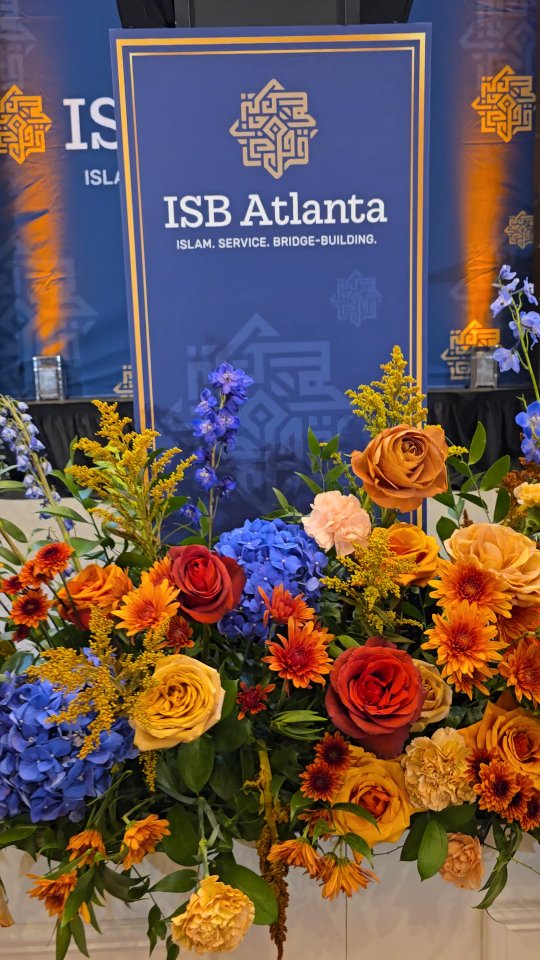 What an honor it was to design, build, and execute the décor for the #ISBAtlantaGala2025. Over 400 guests 🥵 came together to celebrate the mission of building bridges across communities. The love and kindness I experienced throughout this process are beyond words. I’m always grateful for the opportunities God places in my path.
A huge thank you to Southern Company for the incredible work you do in our region and for continuously giving AOD the chance to rise to the occasion.
#communityfirst #corporateevents #galadecor #corporatedecor #buildingbridges #atlantaevents