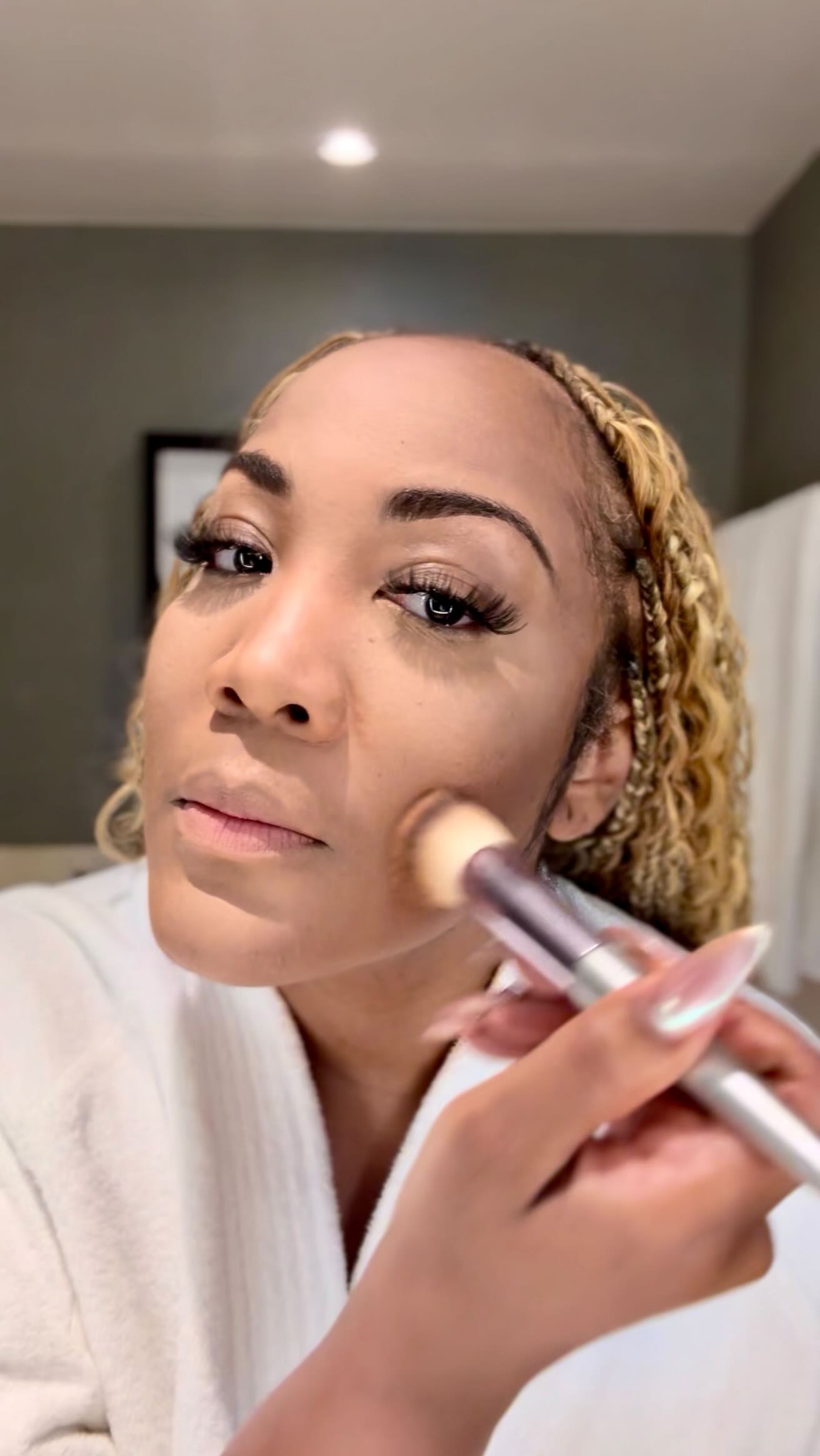 GRWM for date night while I share 2 of the hardest lessons I had to learn...Thank you @sephora for keeping me glowing and date-night ready
Which lesson hits home for you more right now, facing the struggle or staying in your lane?
#GRWM #DateNightVibes #LifeLessons #FaithAndBeauty #SelfLoveJourney #StayInYourLane #FaceTheStruggle #stlauthor #stlspeaker #stlmotivationalspeaker