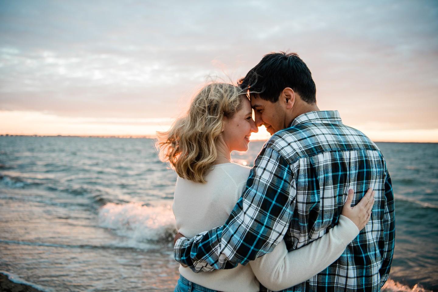 Brides, I'm going to let you in on a secret: 99% of couples don't know how to pose for the camera. Which is why I highly recommend having an engagement photoshoot with whomever is your wedding photographer! This way you can get acquainted with them and their posing techniques. It also will give you a taste of what your wedding pictures will look like, which is so important for such a big investment such as a wedding photographer!
Engagement Photographer @saravarsphotography
—
📸 Sara Vars Photography
💍 Wedding, Engagement & Branding Photographer
📖 Specializing in Classic Editing & Storytelling Style Photography
📍 Maryland, DC, Virginia
🔗 Link in bio for Availability 📅