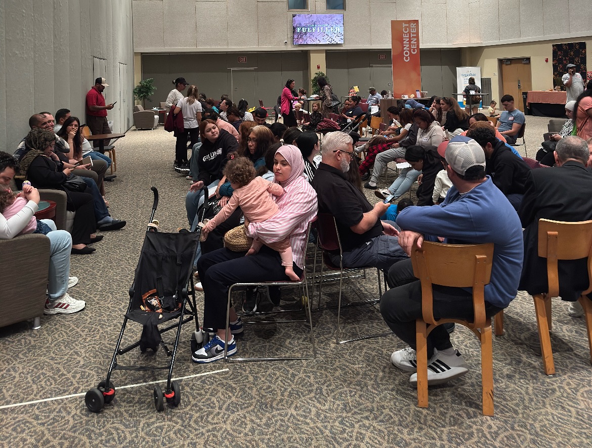 What a wonderful evening at our ESL registration night! We are still tallying the exact numbers, but we registered hundreds of adults and children last night and are excited to kick off the school year together.
It was inspiring to see so many new students signing up and exciting to catch up with returning families. From infants to grandparents, our 3-Generation Family ESL program is growing stronger, and last night reminded us how much resilience and courage lives in each story.
A heartfelt thank you to our amazing volunteers and staff who made this night possible. Your gift of time paves the way for education and new opportunities.💜
Join the fun and come volunteer with us this fall! Registration info linked in bio and stories.