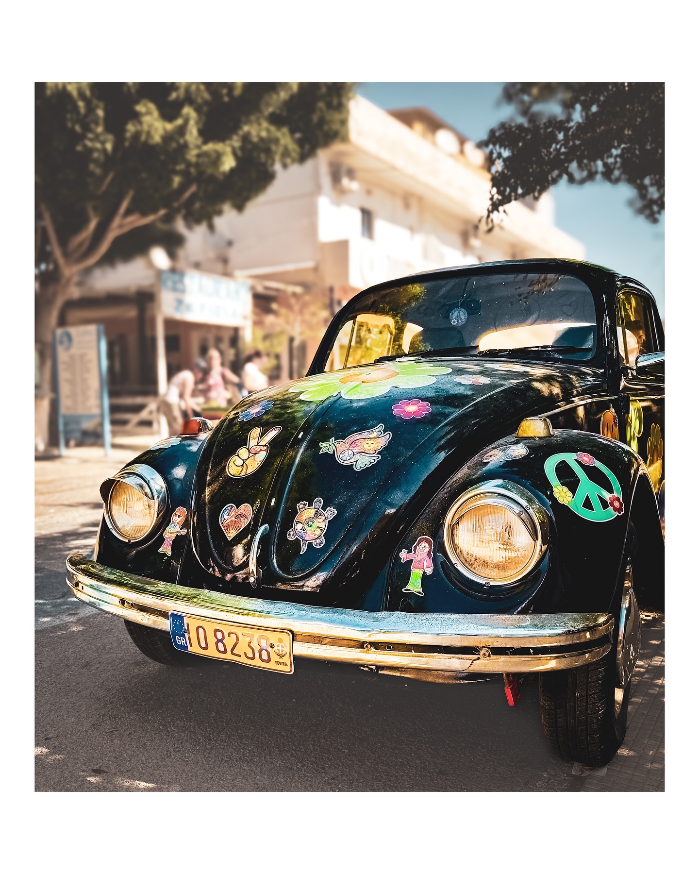🌸🚗✨ “Cruising through Matala vibes – peace, love & freedom on four wheels.”
#Matala #MatalaCrete #MatalaBeach #Crete #CreteIsland #VisitCrete #DiscoverCrete #IncredibleCrete #CreteGreece
#VisitGreece #GreeceTravel #GreekIslands #TravelGreece #SummerInGreece #MediterraneanVibes
#TravelAddict #TravelVibes #TravelPhotography #Wanderlust #IslandLife #BeachVibes #SeasideEscape #TravelDreams #BucketListTravel #artderocksfotografie
