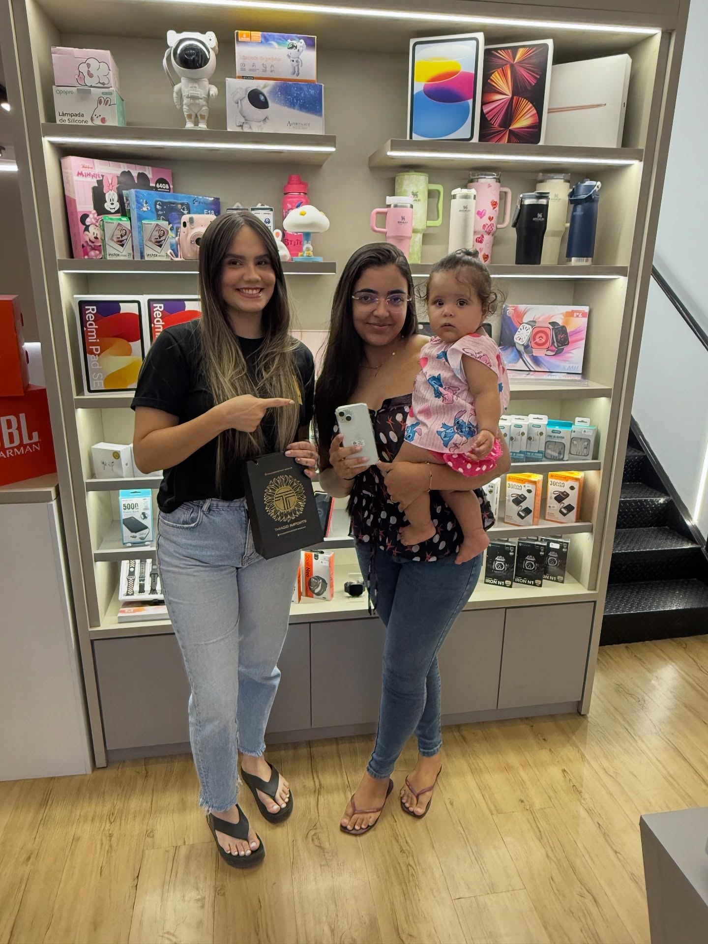 Fiquem com as fotos de nossos clientes lindos e maravilhosos na nossa unidade do shopping sul Valparaíso 🤩🥳❤️