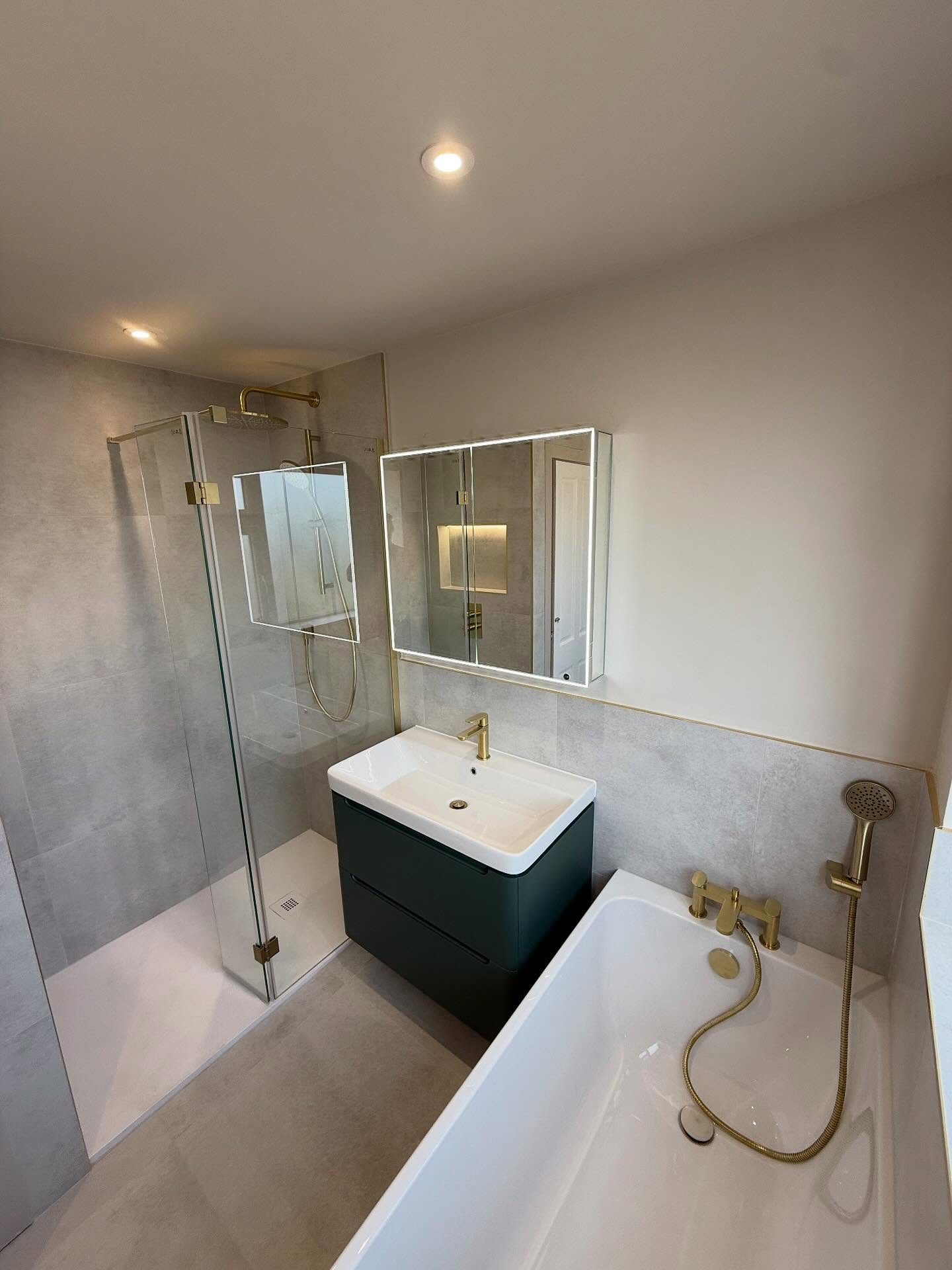 Another fully kitted out bathroom, complete remodel we knocked through a side wall to create more space to get the walk in shower.